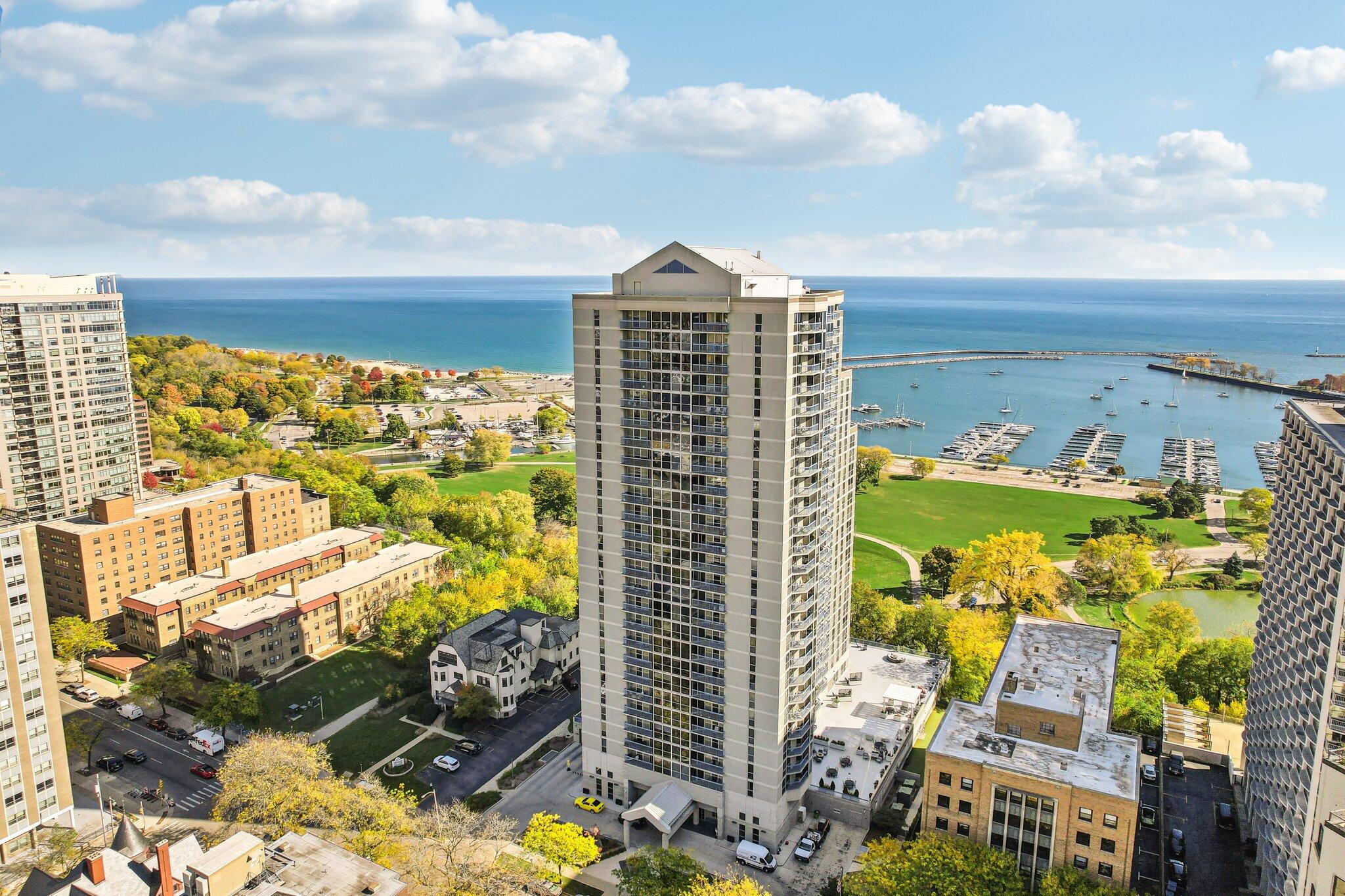 1660 N Prospect Ave Unit: 1510