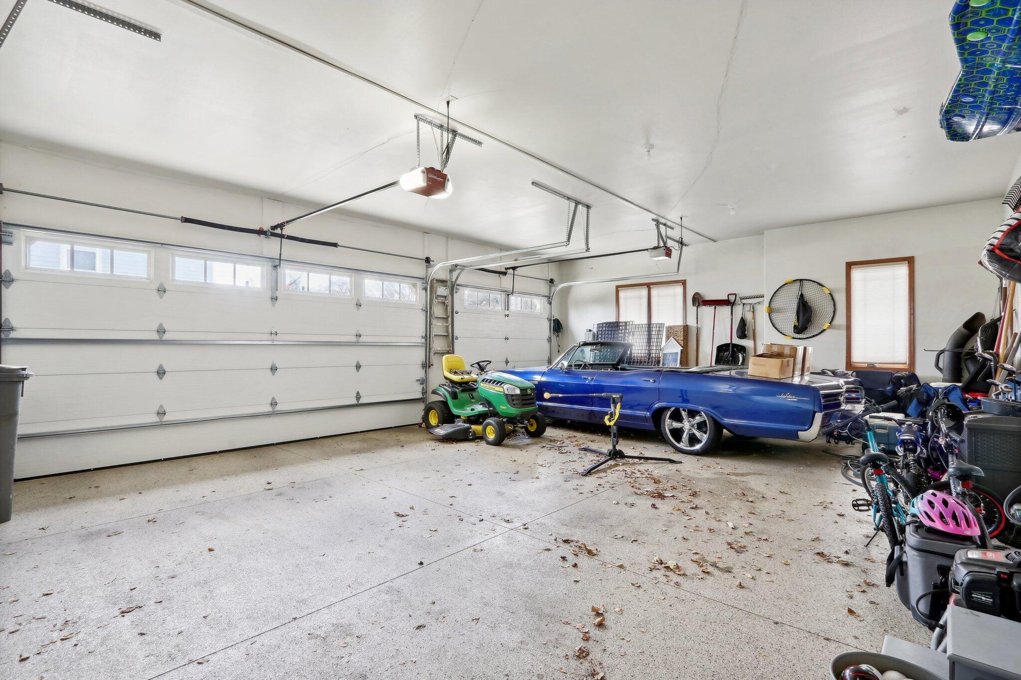 W188S8923 Creekside Ct