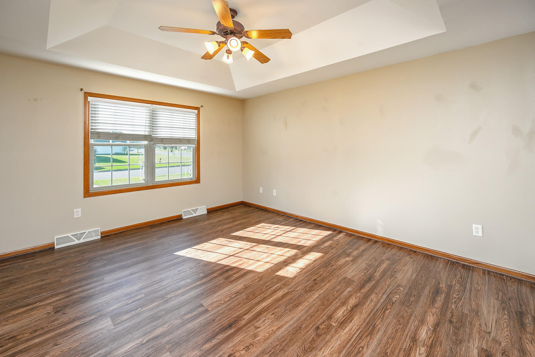 N8020 Woodland Ct