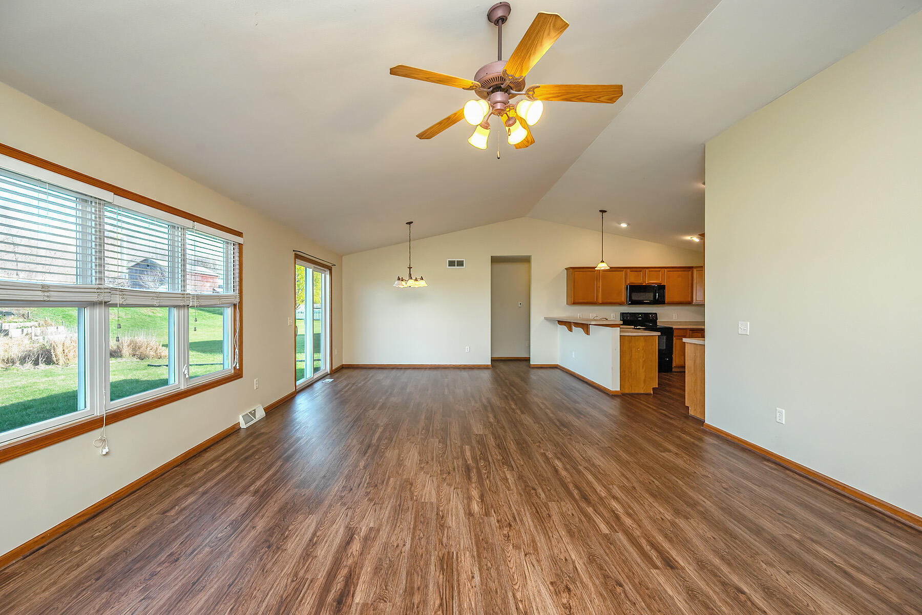N8020 Woodland Ct