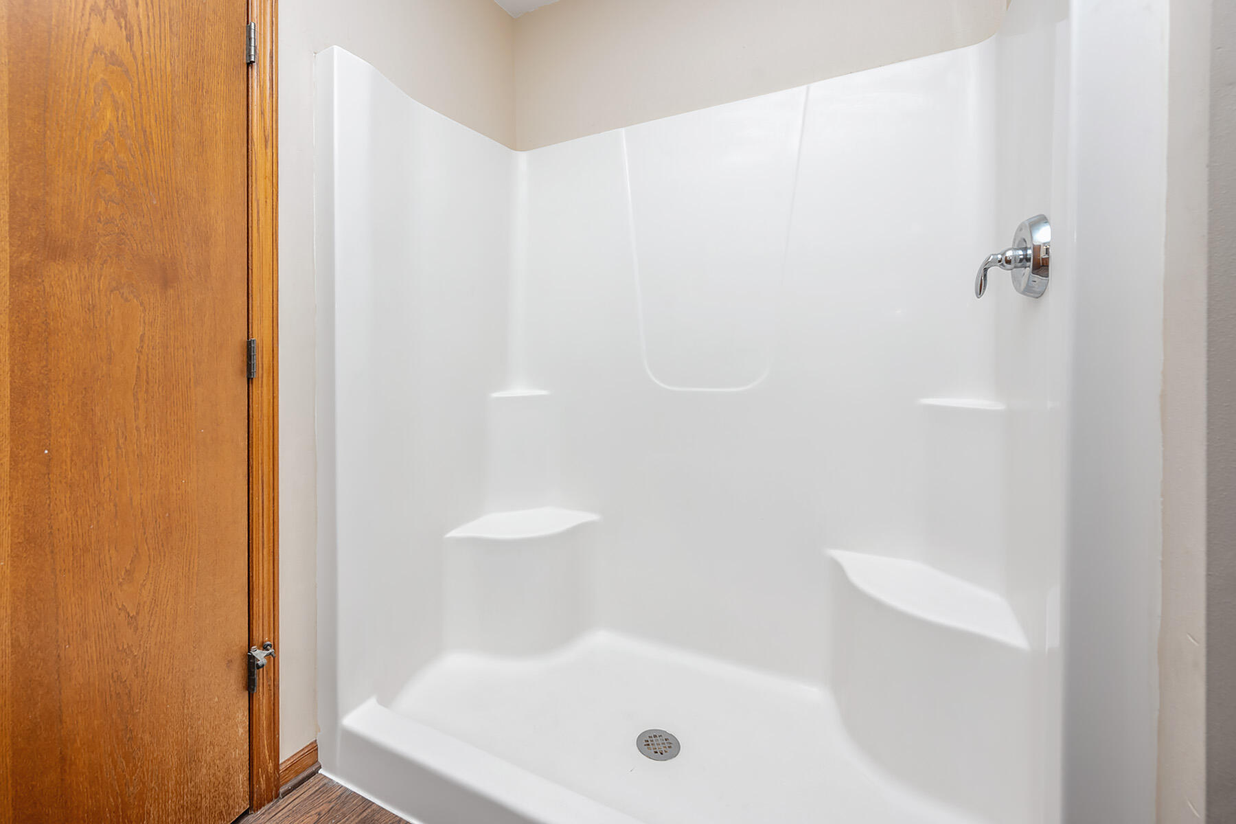 N8020 Woodland Ct