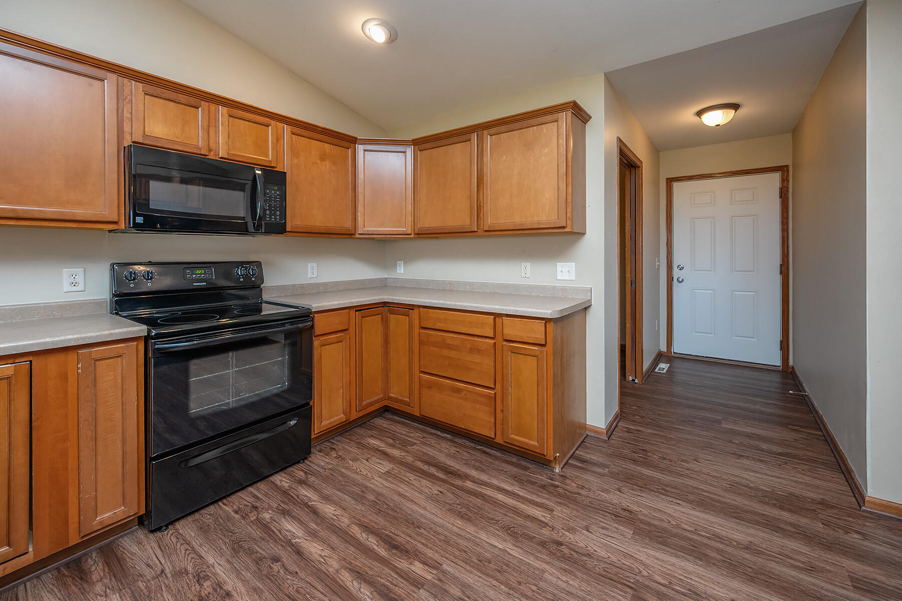 N8020 Woodland Ct