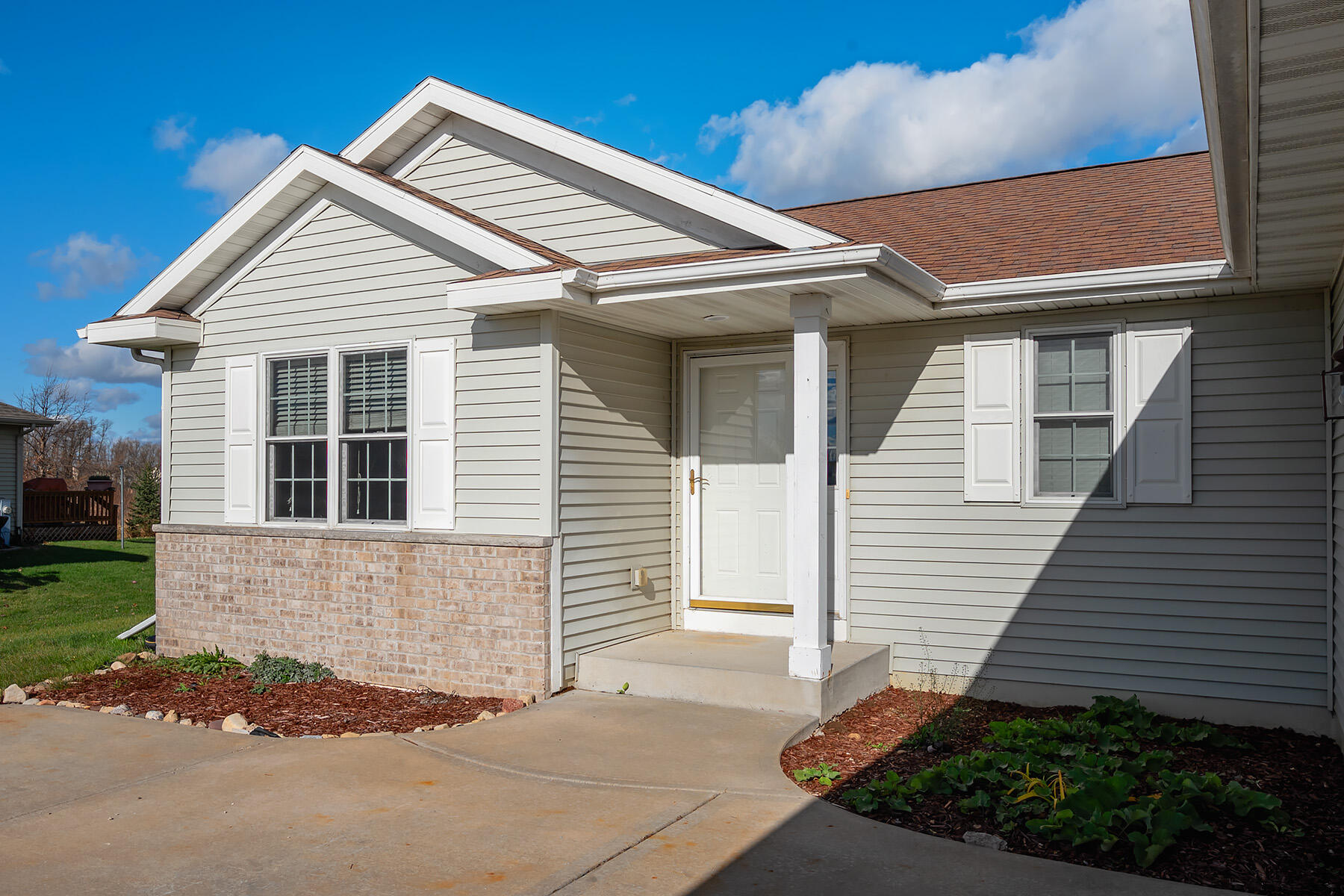 N8020 Woodland Ct