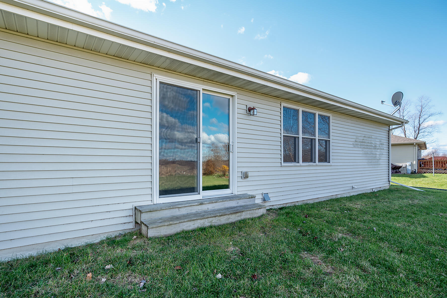 N8020 Woodland Ct