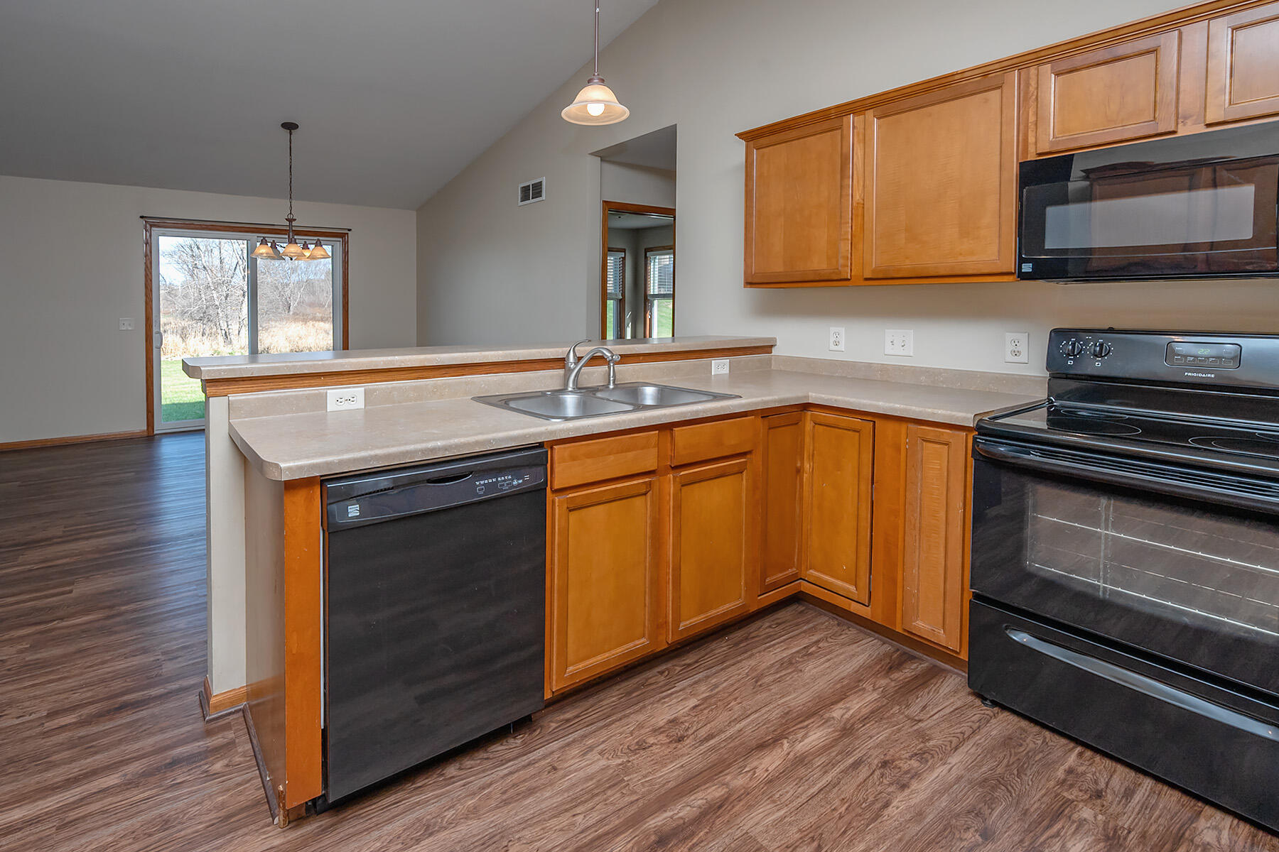 N8020 Woodland Ct
