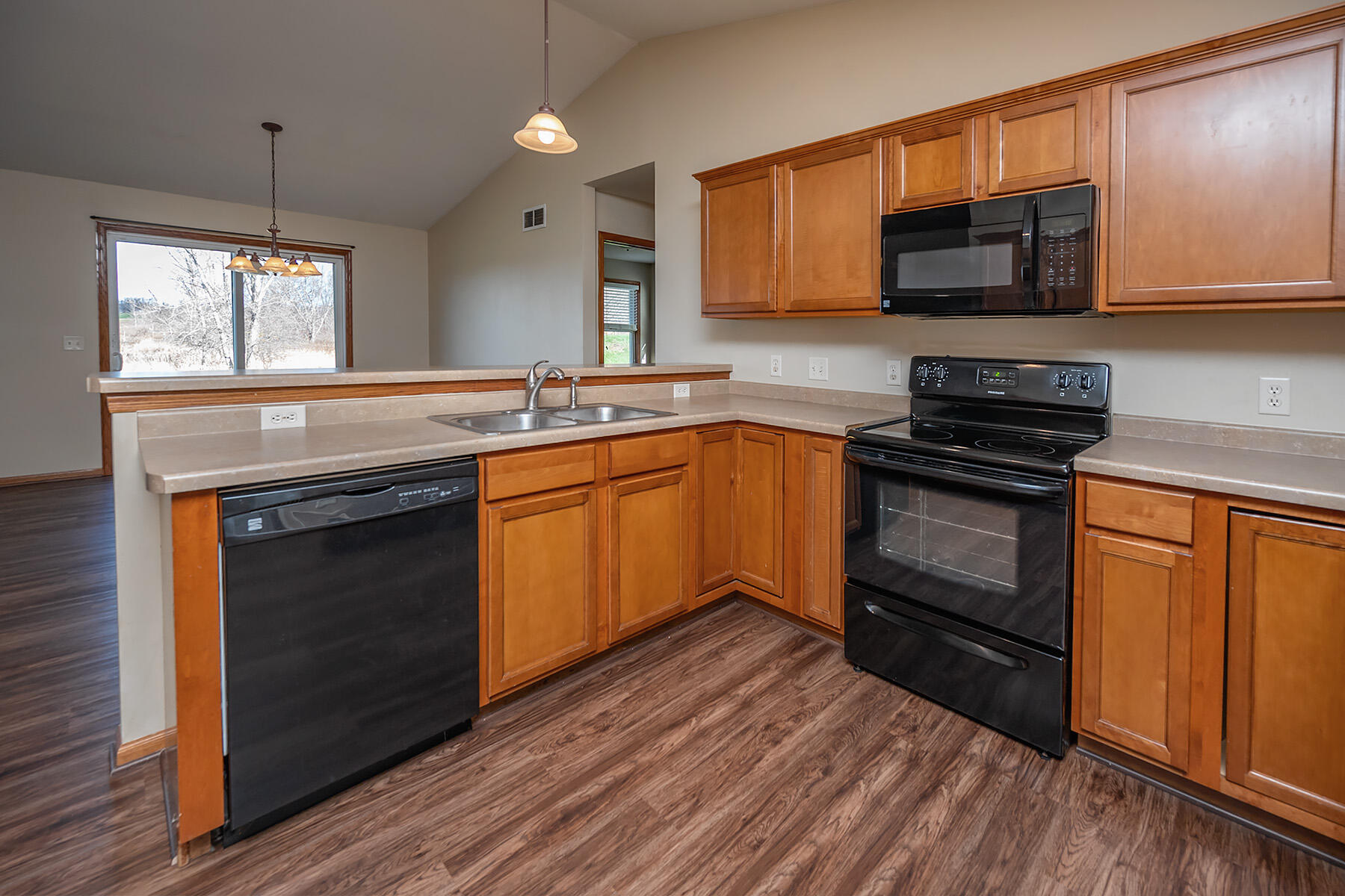 N8020 Woodland Ct