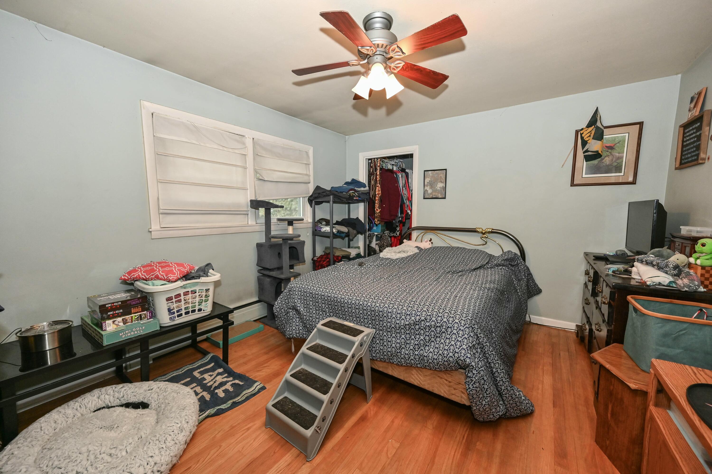 1507 Monroe Ave
