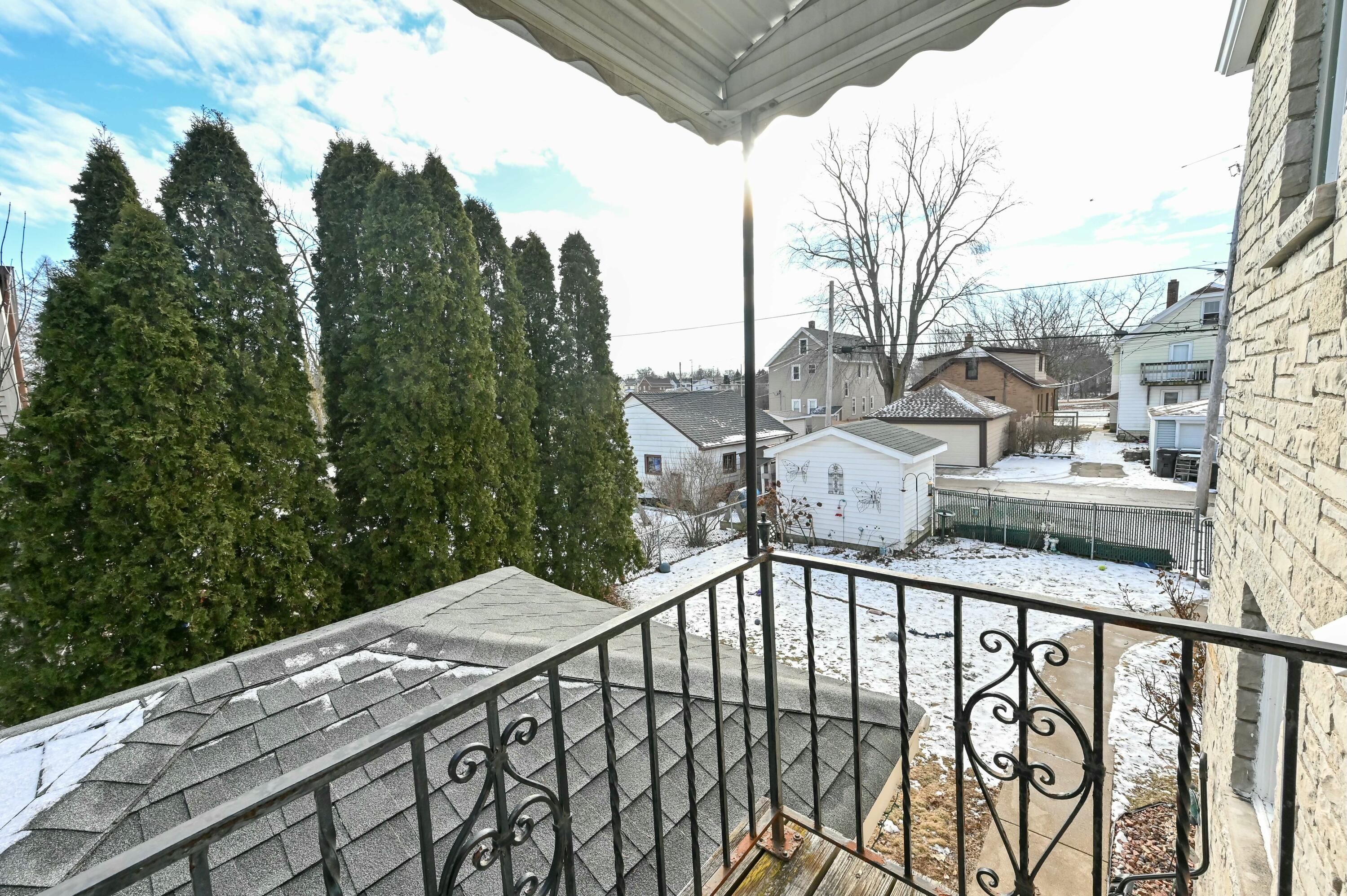 1507 Monroe Ave