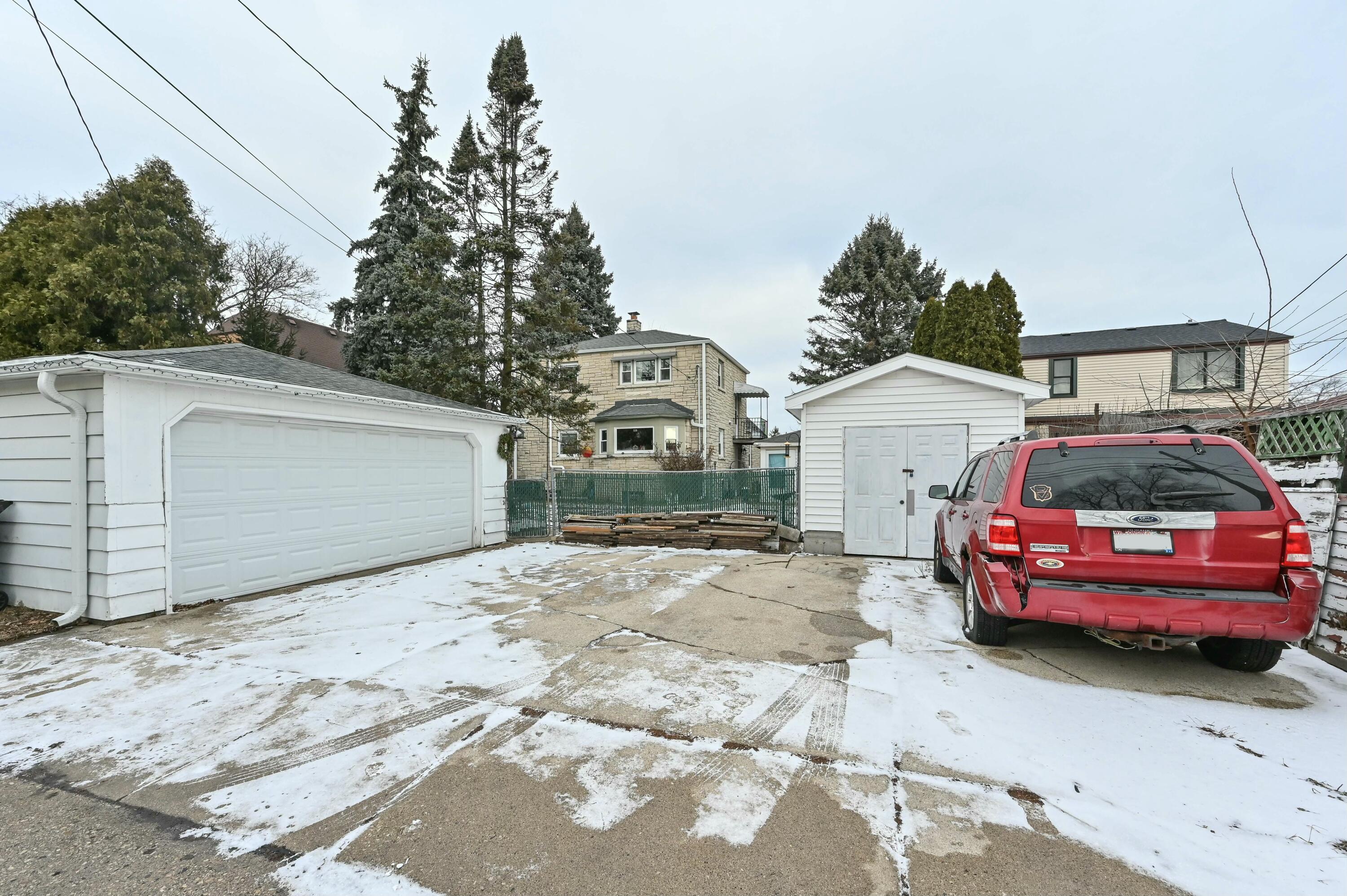 1507 Monroe Ave