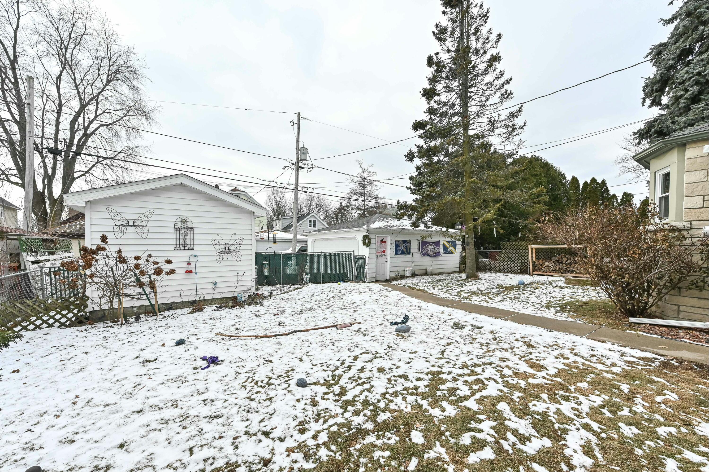1507 Monroe Ave