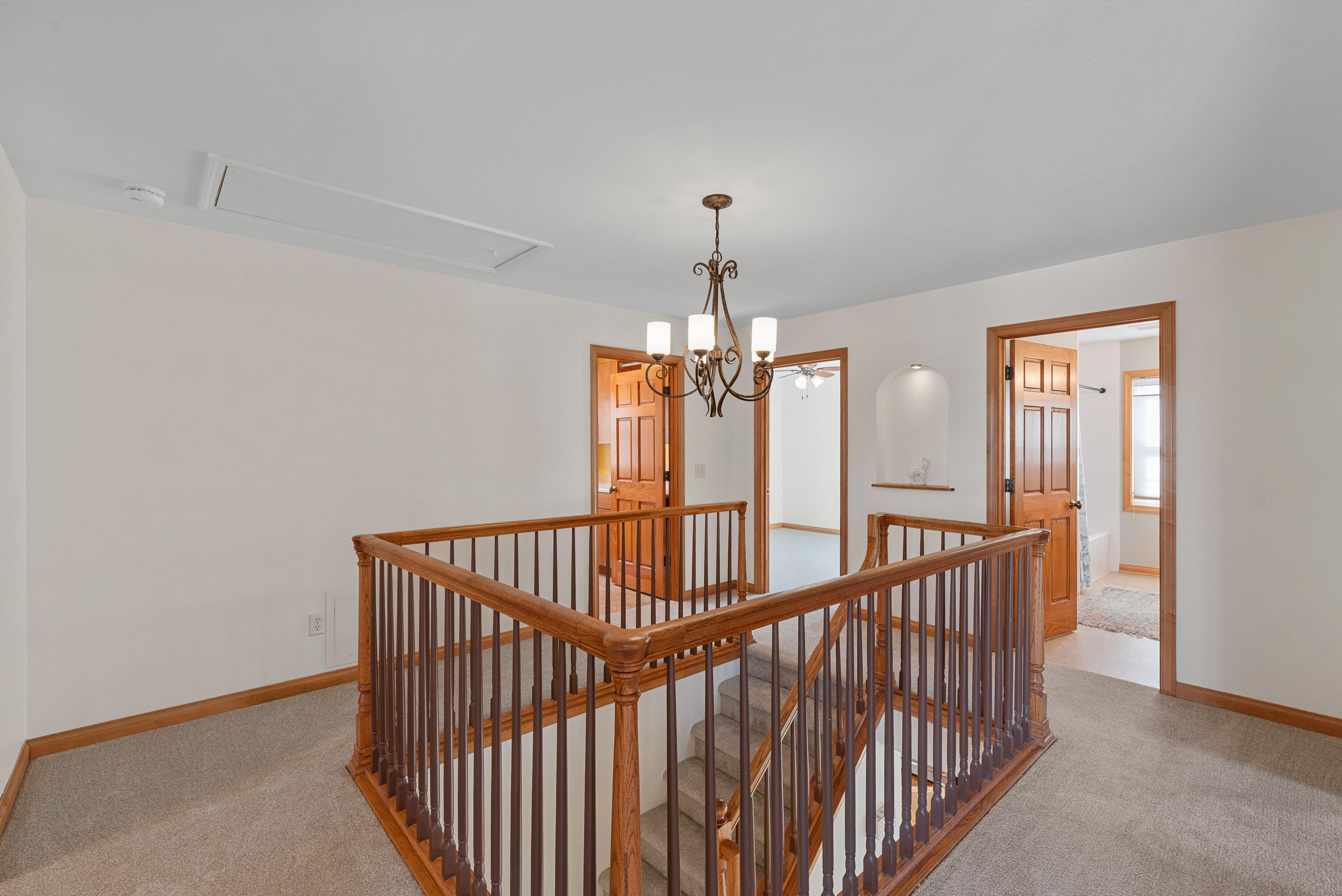 122 Maple Ave