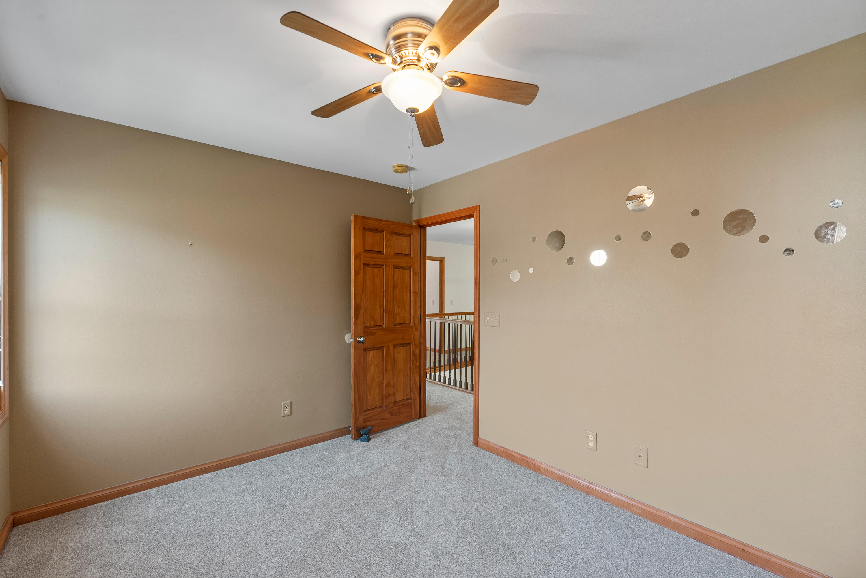 122 Maple Ave