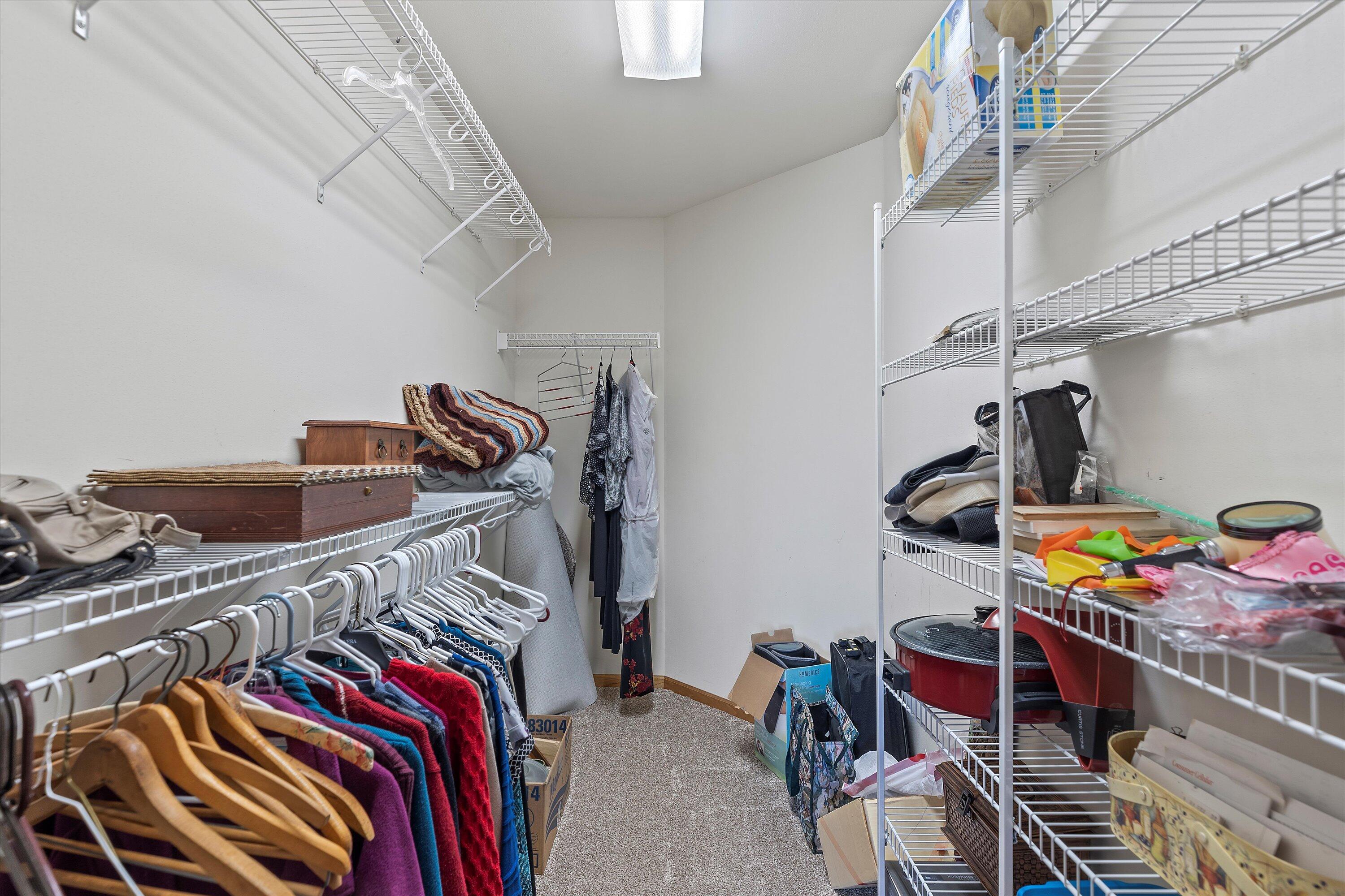 267 Oconomowoc Pkwy