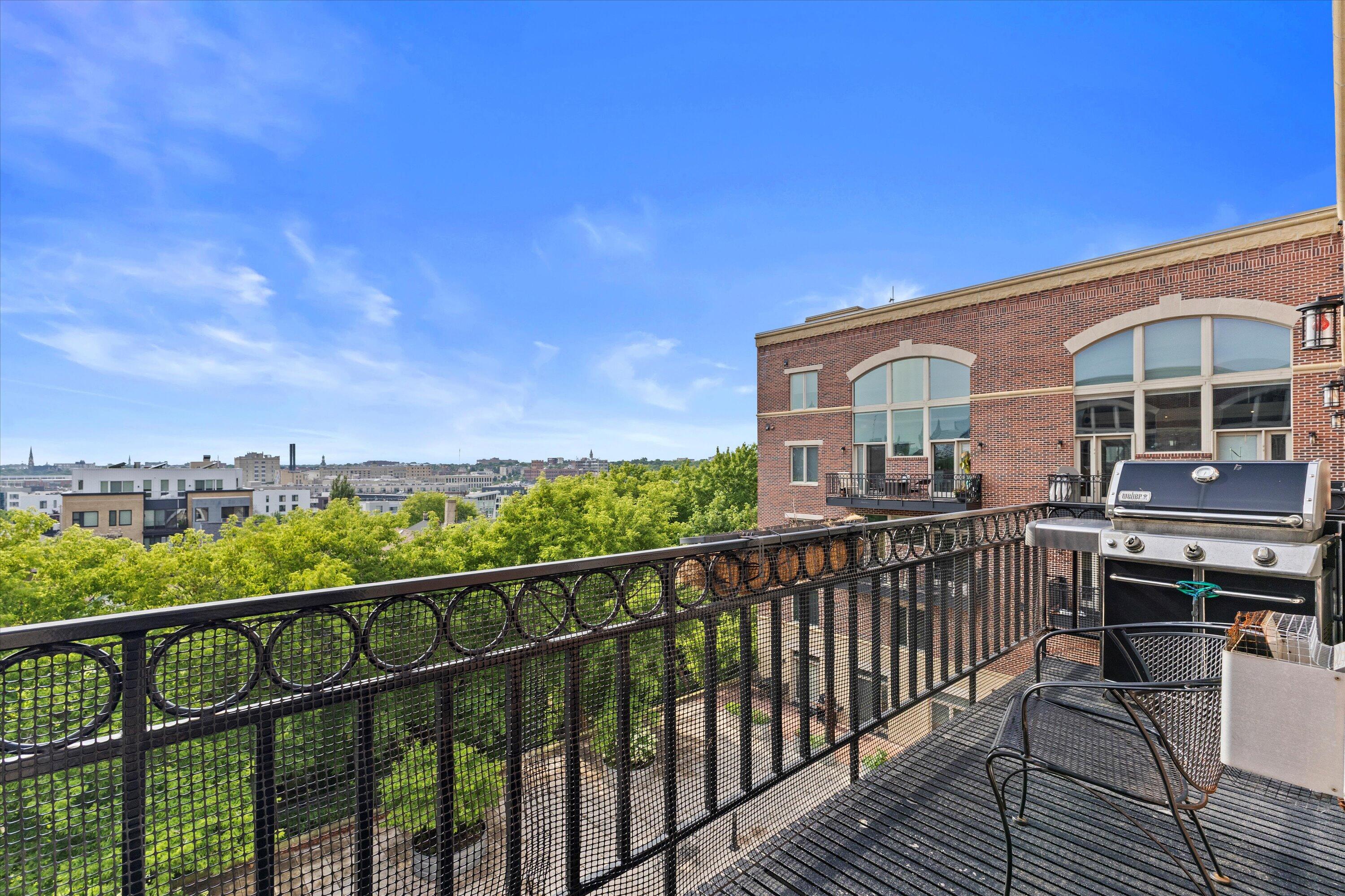 1515 N Van Buren St Unit: 500