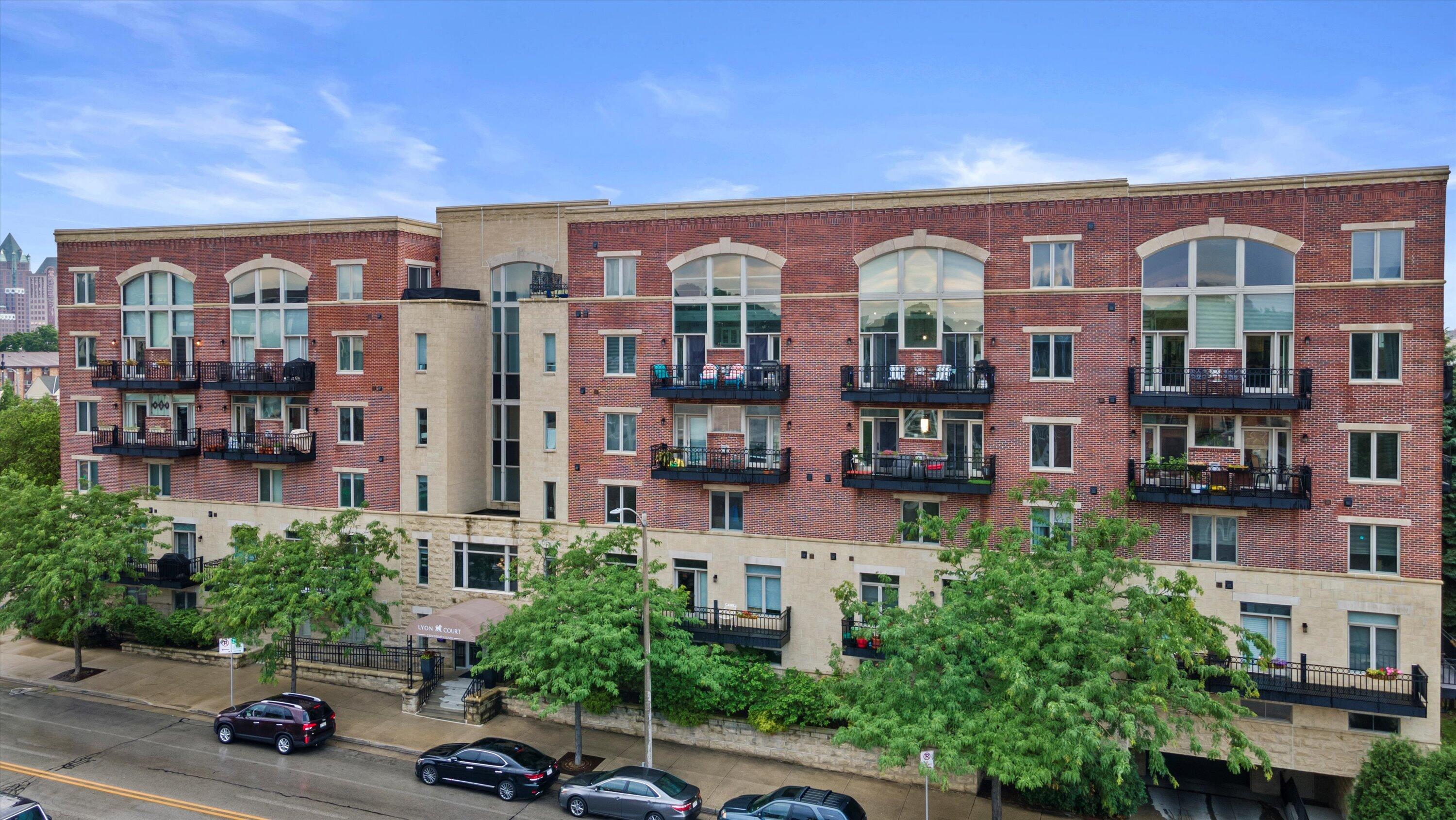 1515 N Van Buren St Unit: 500