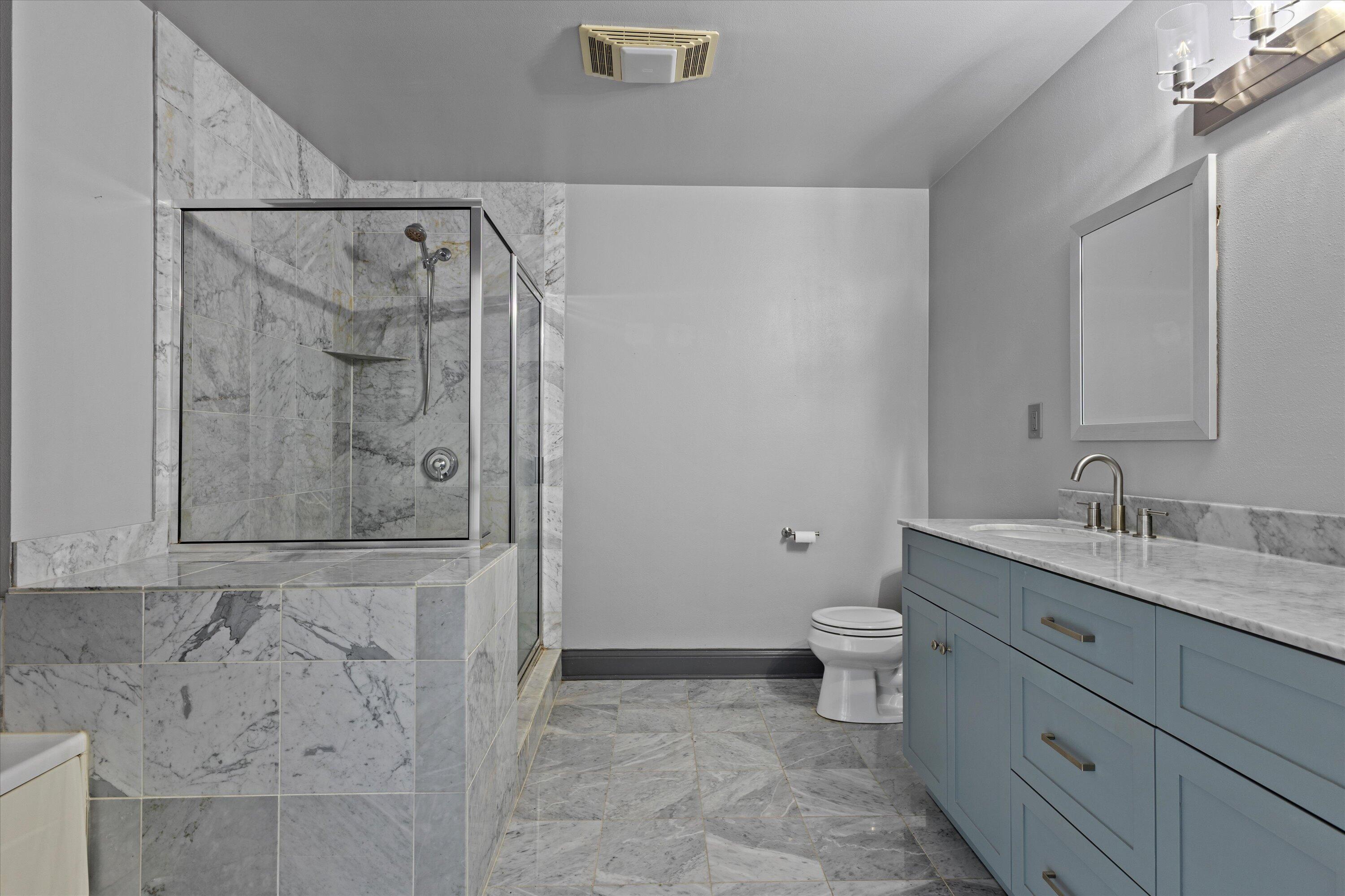 1515 N Van Buren St Unit: 500