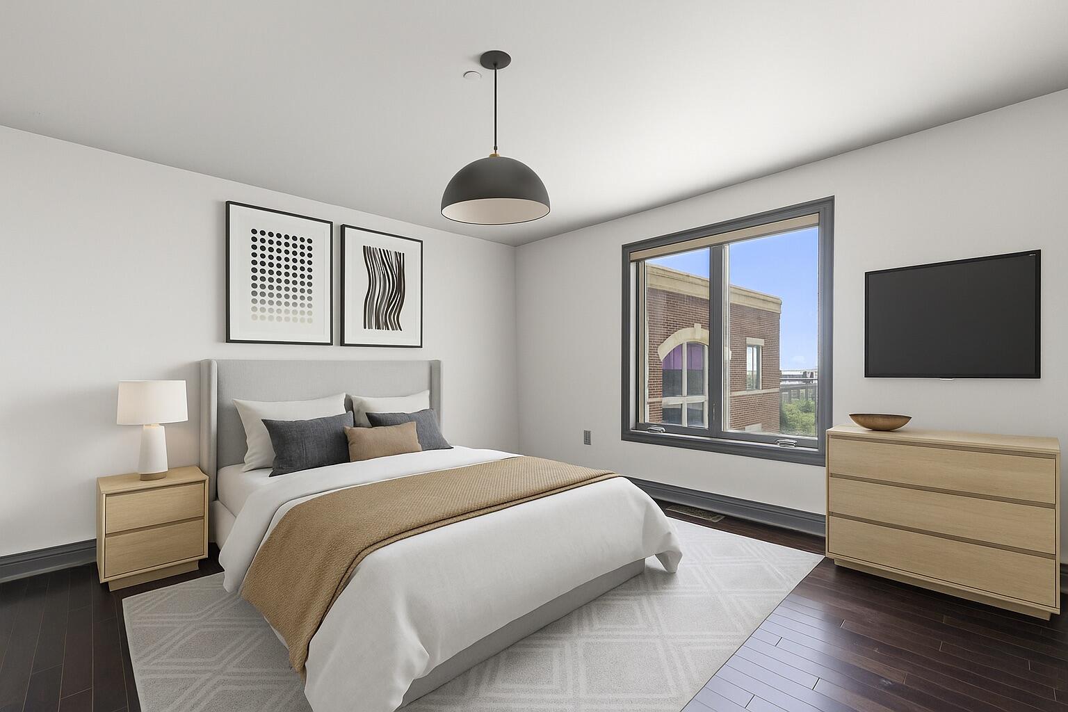 1515 N Van Buren St Unit: 500