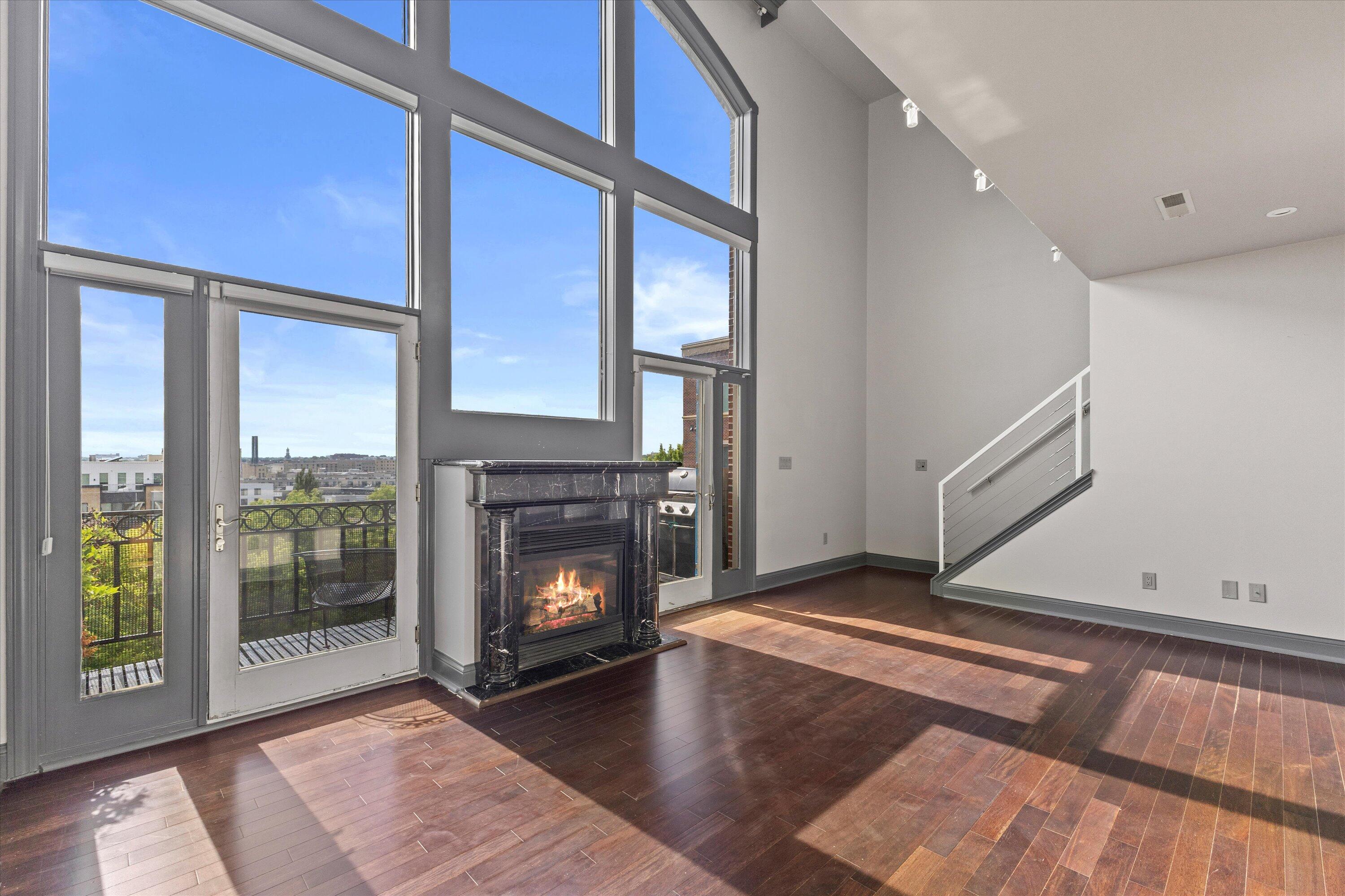 1515 N Van Buren St Unit: 500