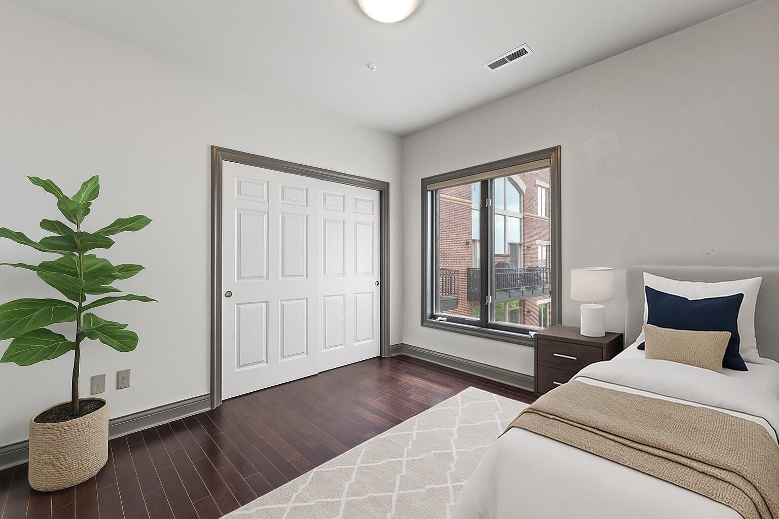 1515 N Van Buren St Unit: 500