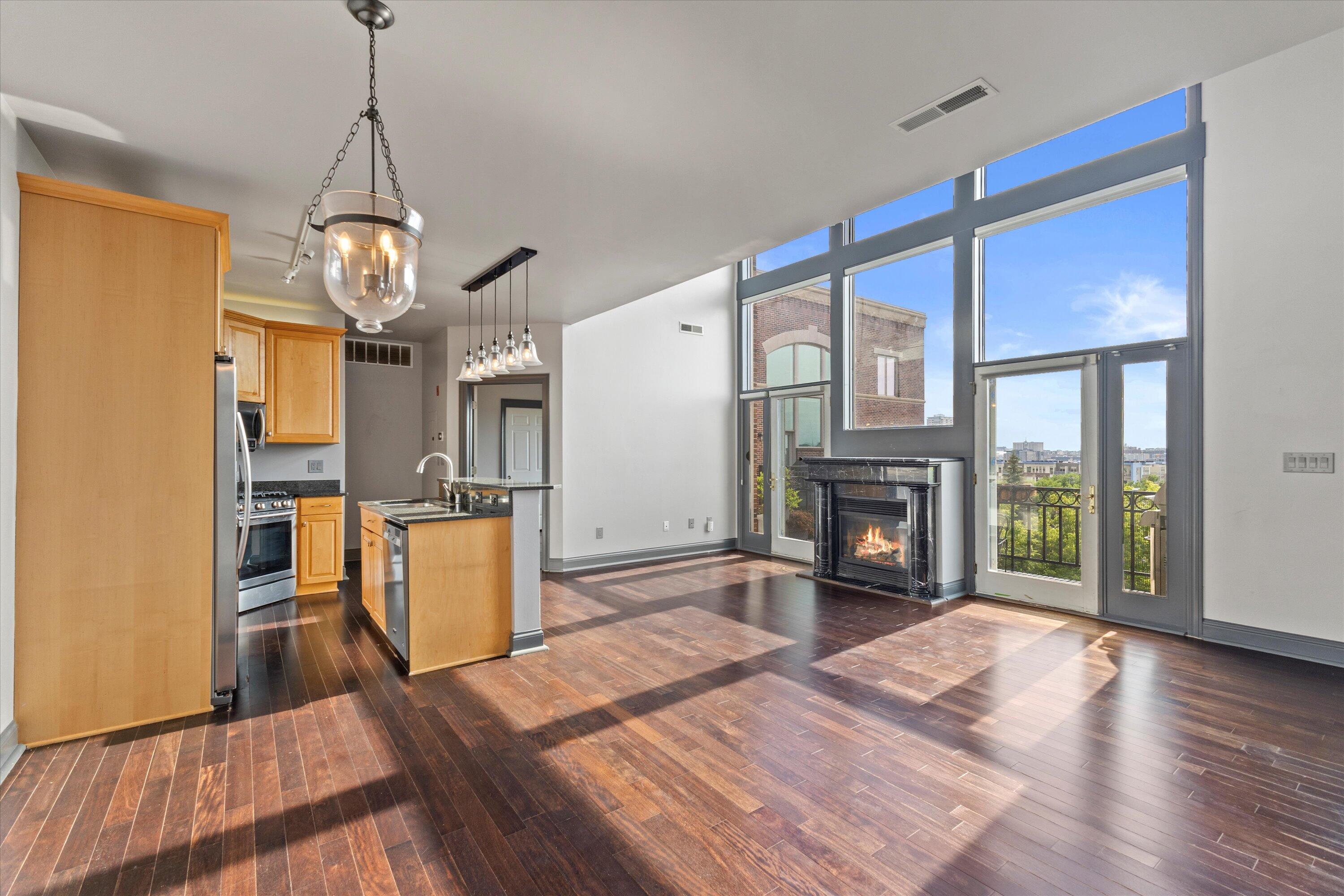 1515 N Van Buren St Unit: 500