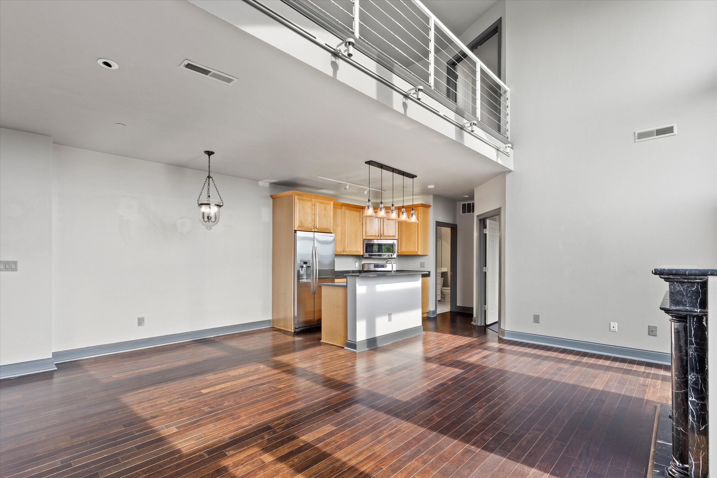 1515 N Van Buren St Unit: 500
