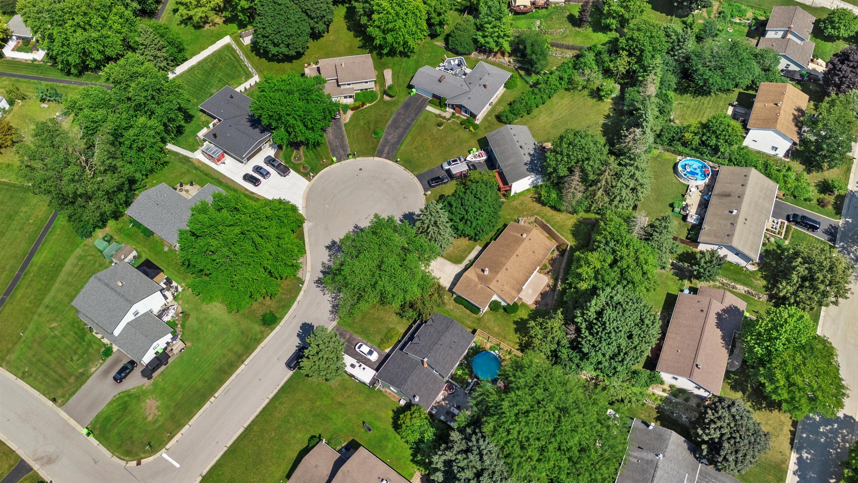 743 Chesham Ct