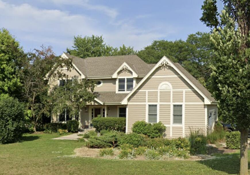 4594 S River Ridge Blvd