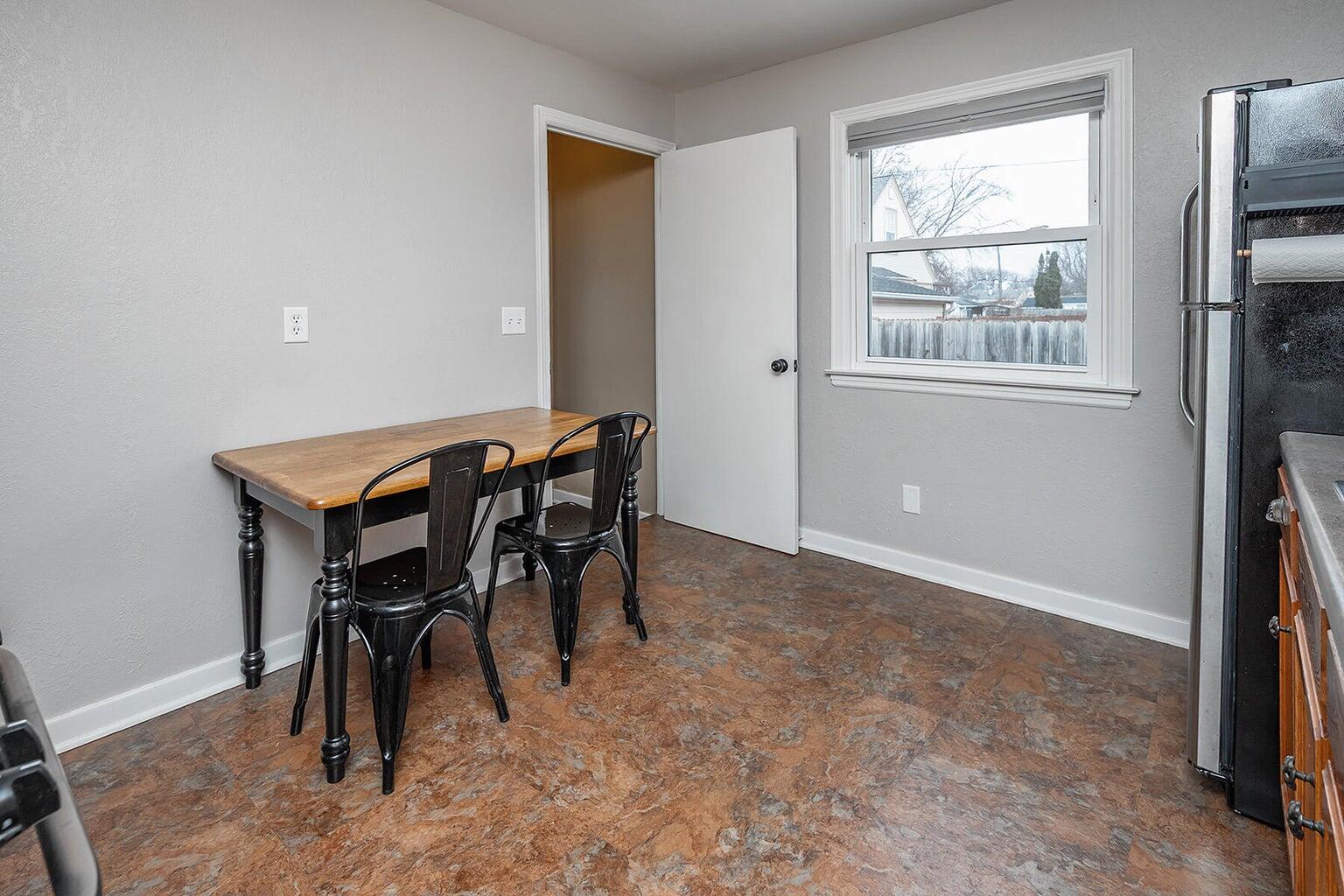 2408 Kearney Ave