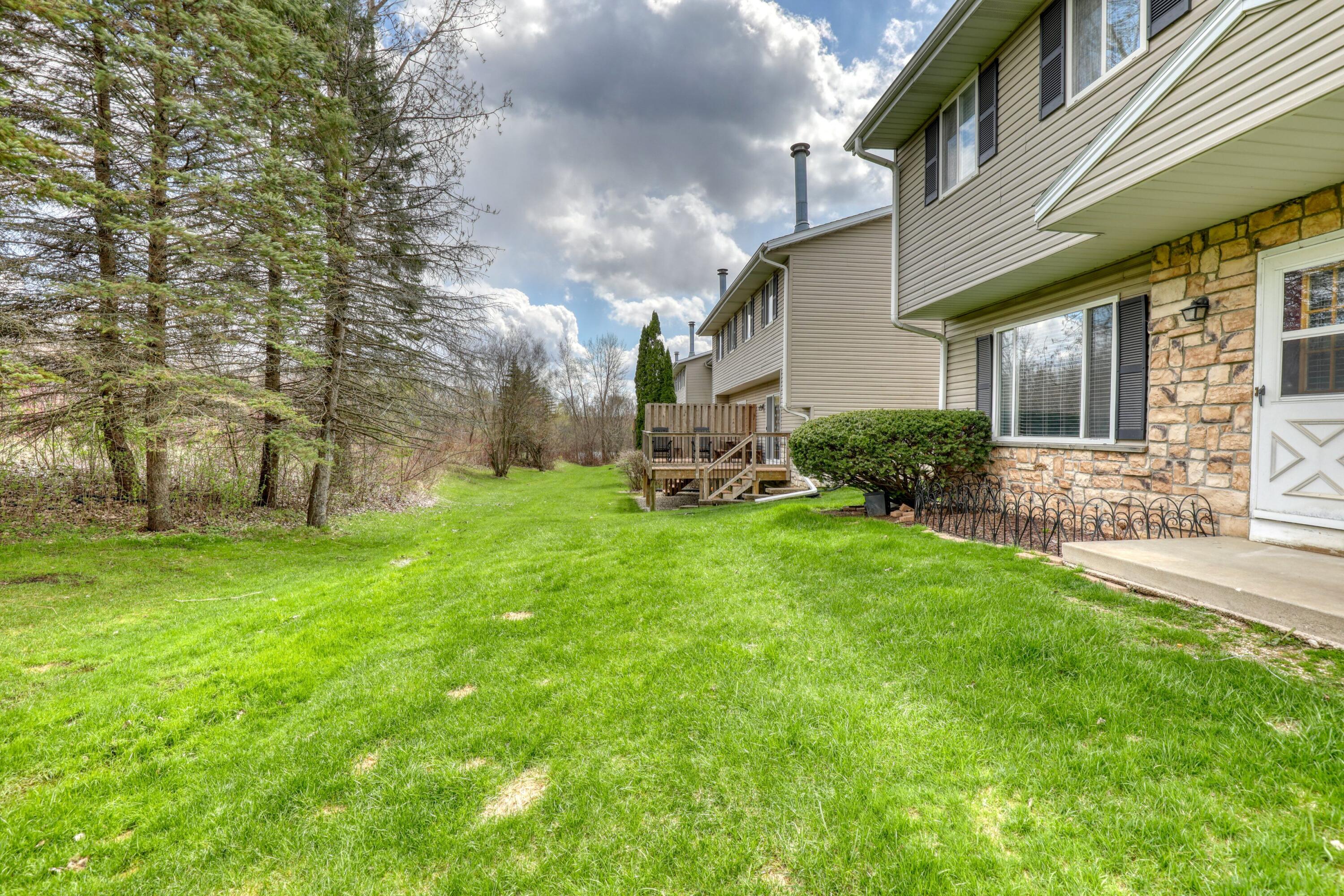 W163N11514 Windsor Ct Unit: A