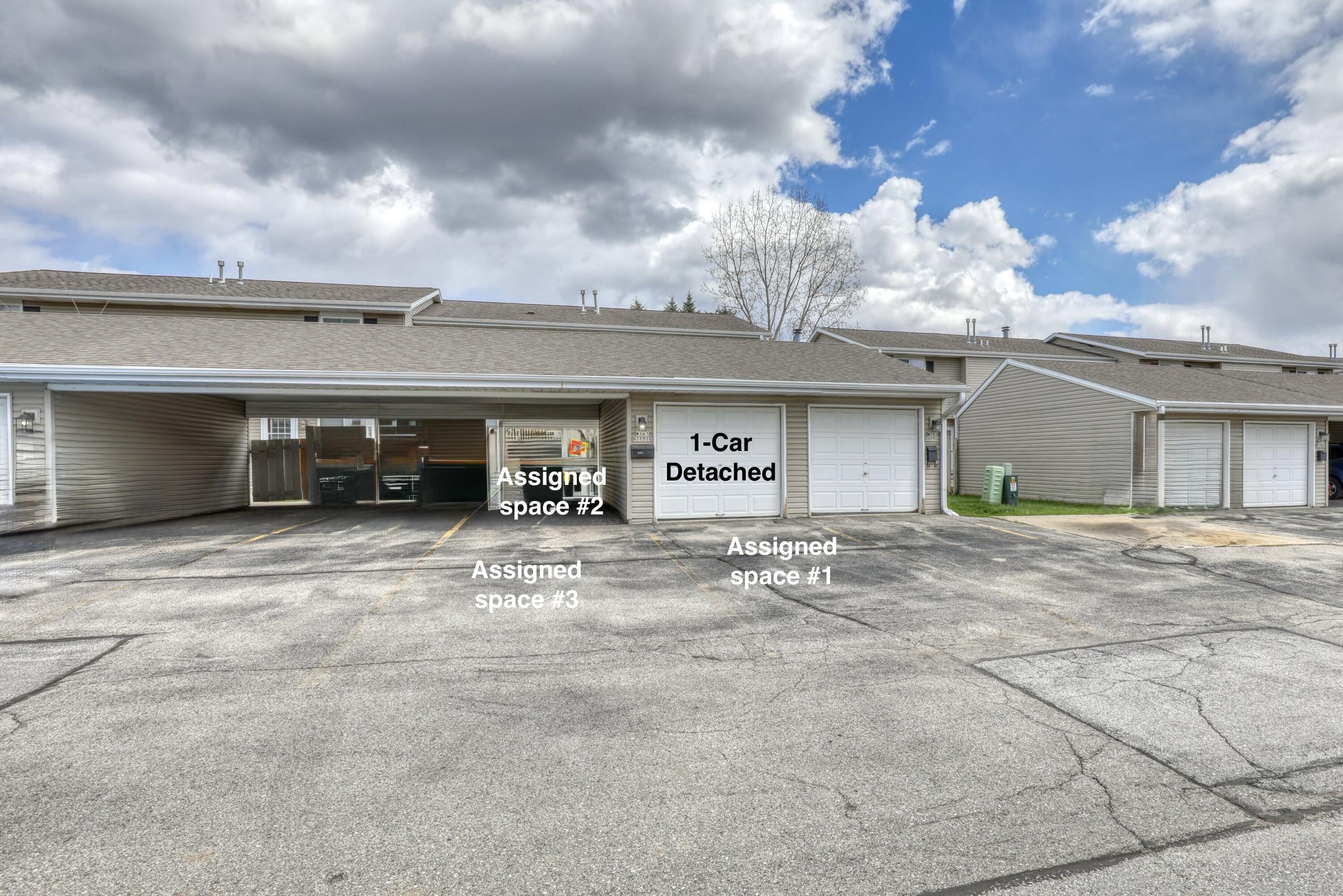 W163N11514 Windsor Ct Unit: A
