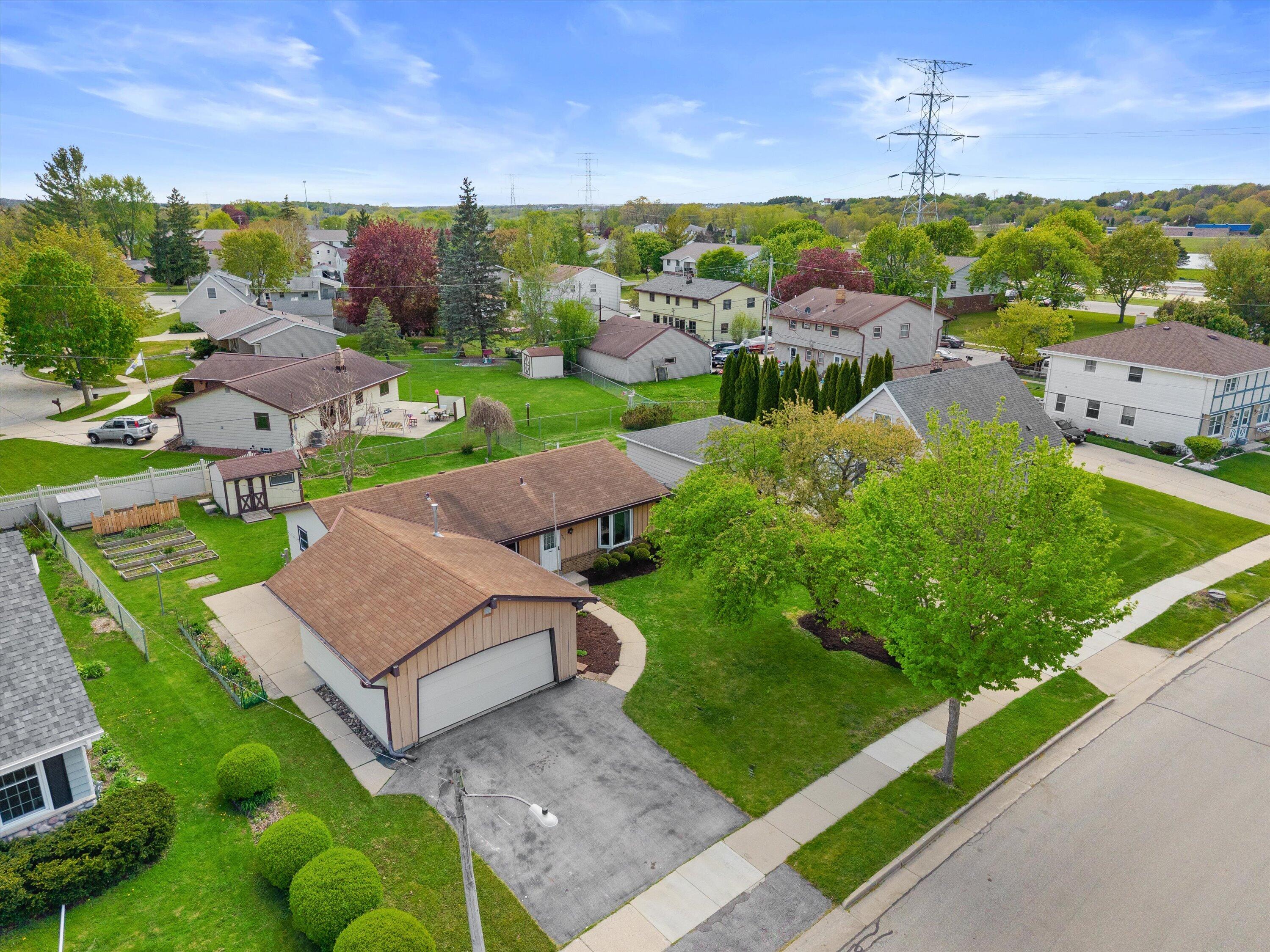1507 Mohawk Ln