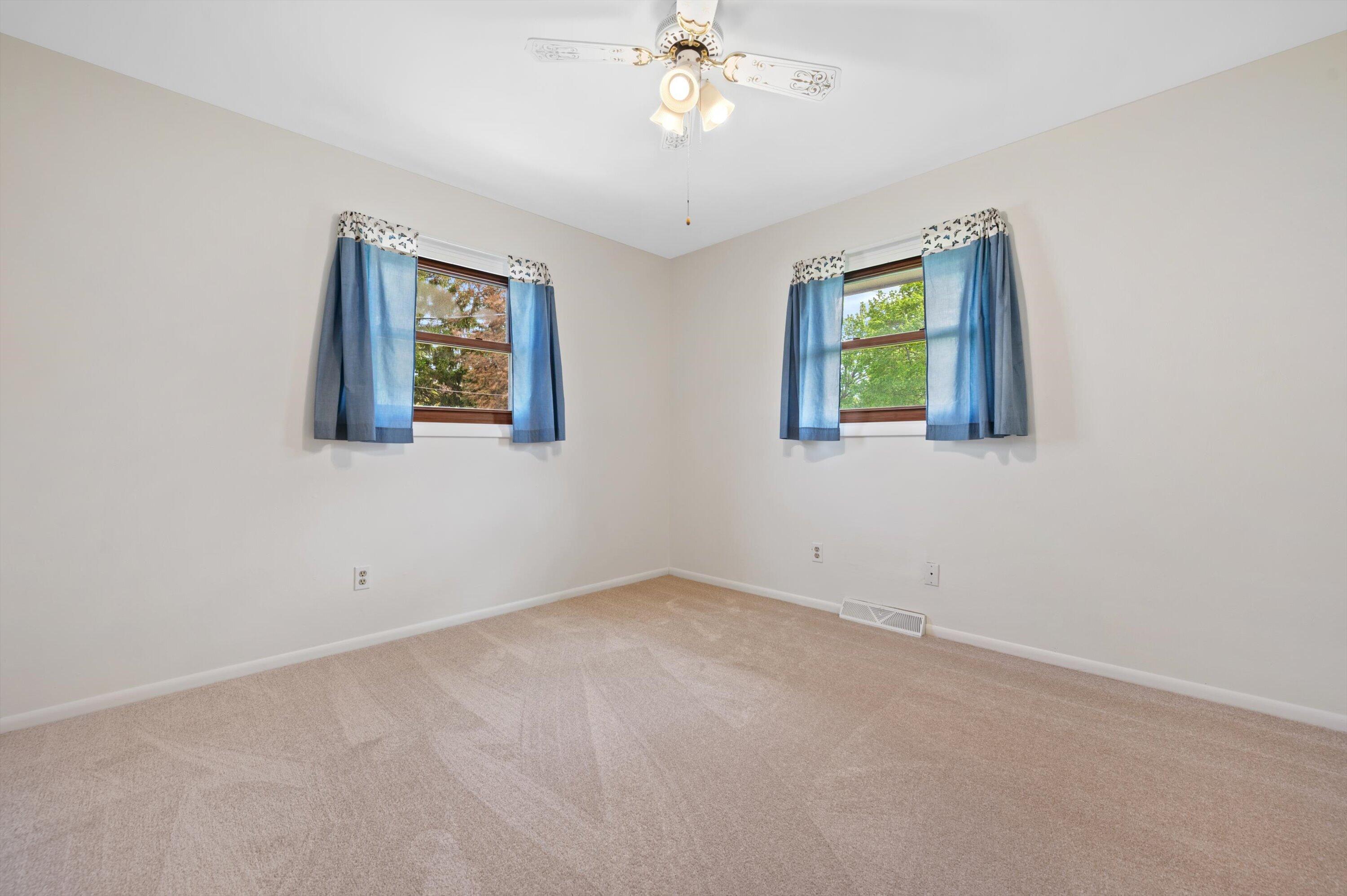 1507 Mohawk Ln