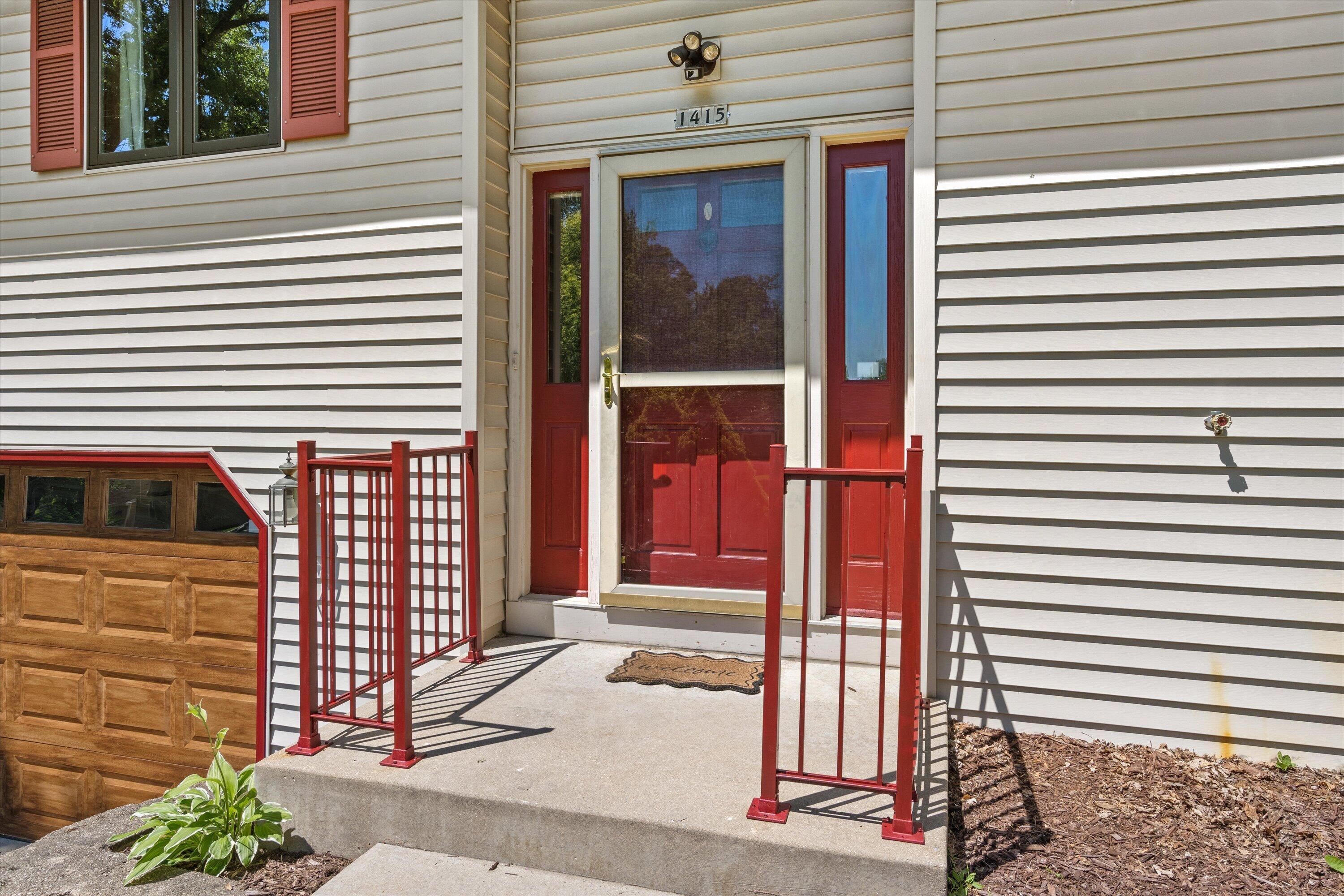1415 S 167th St