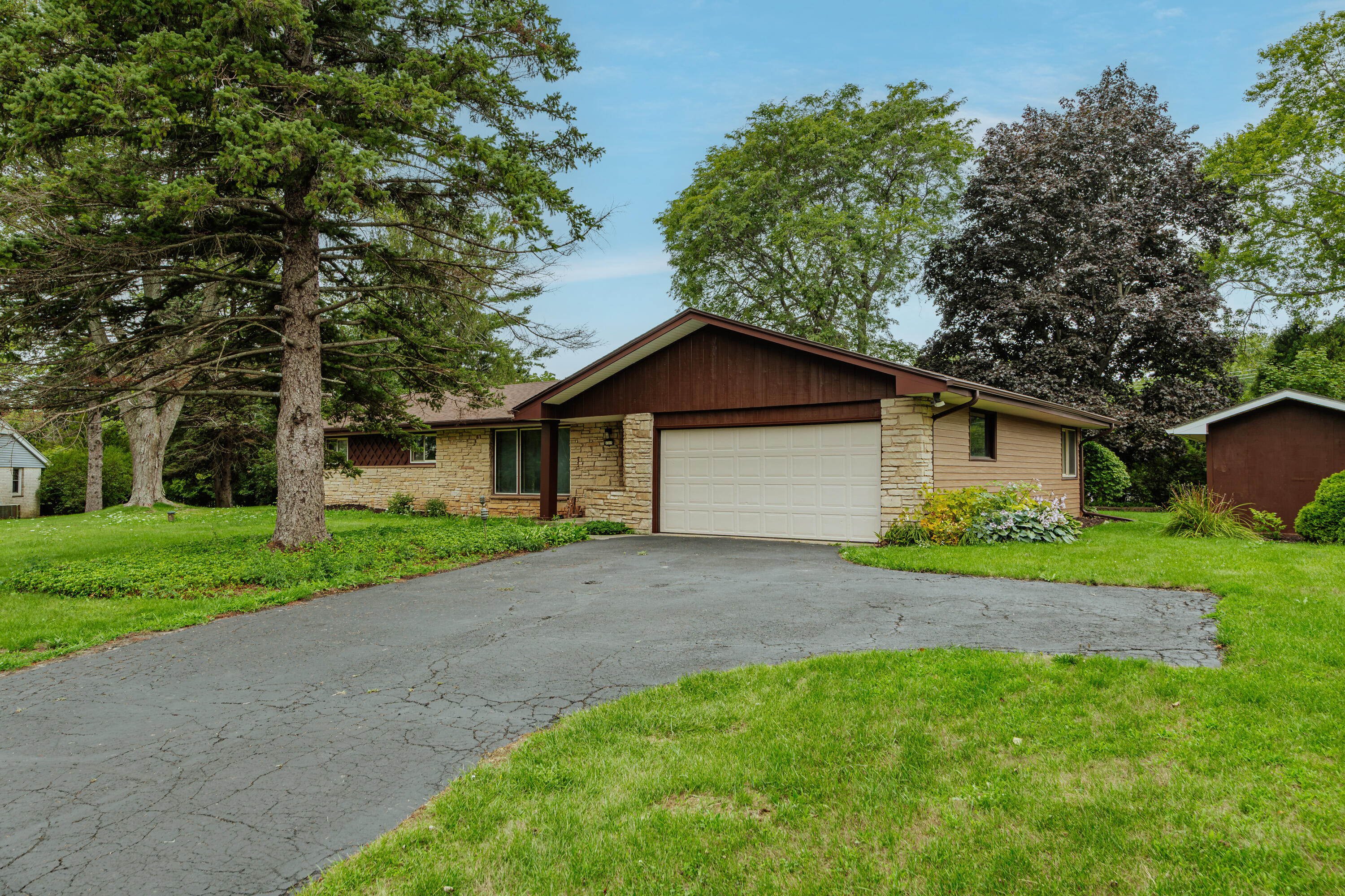 5315 S Maryknoll Dr