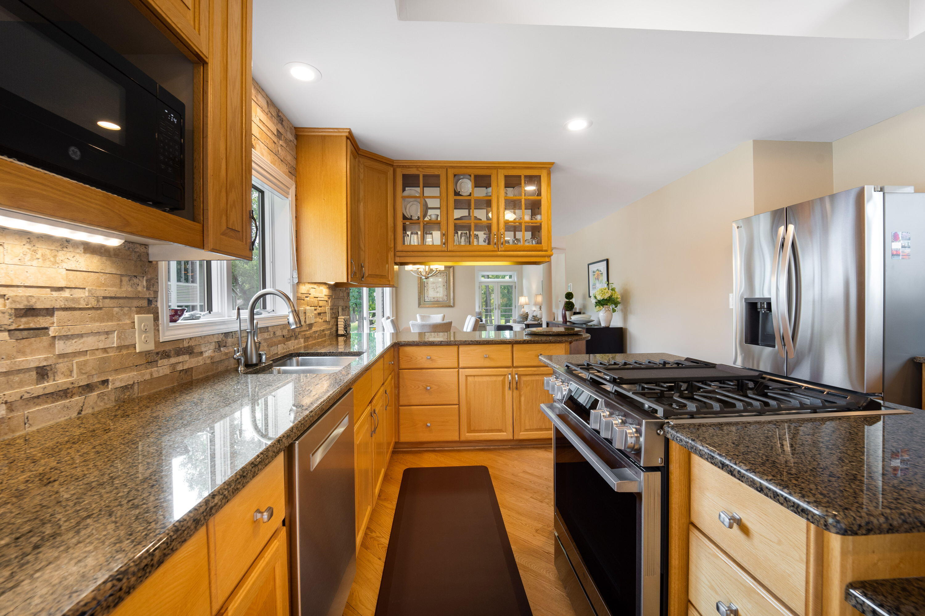 W304N2358 N Westwind Dr, 5C
