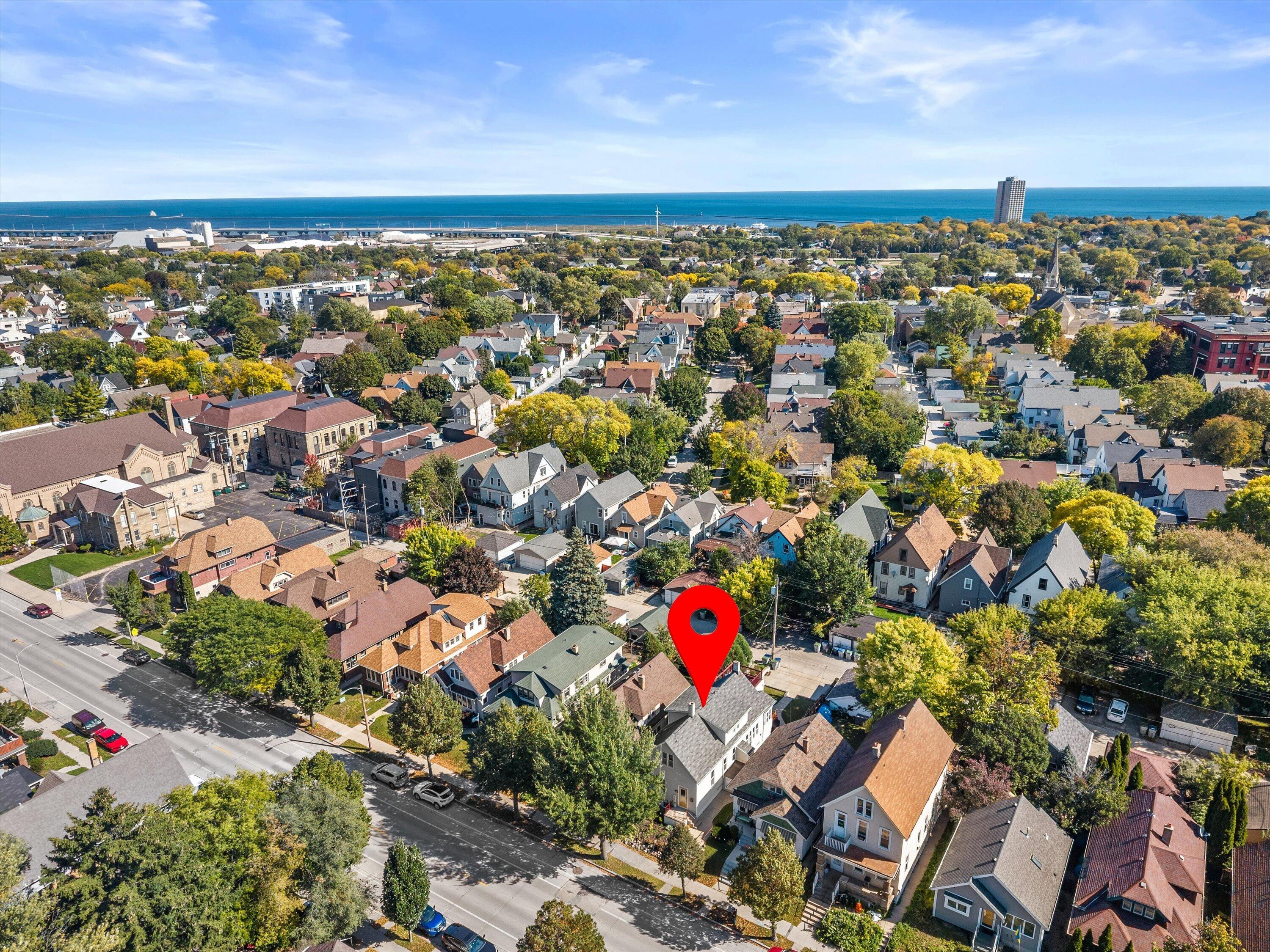 2572 S Howell Ave