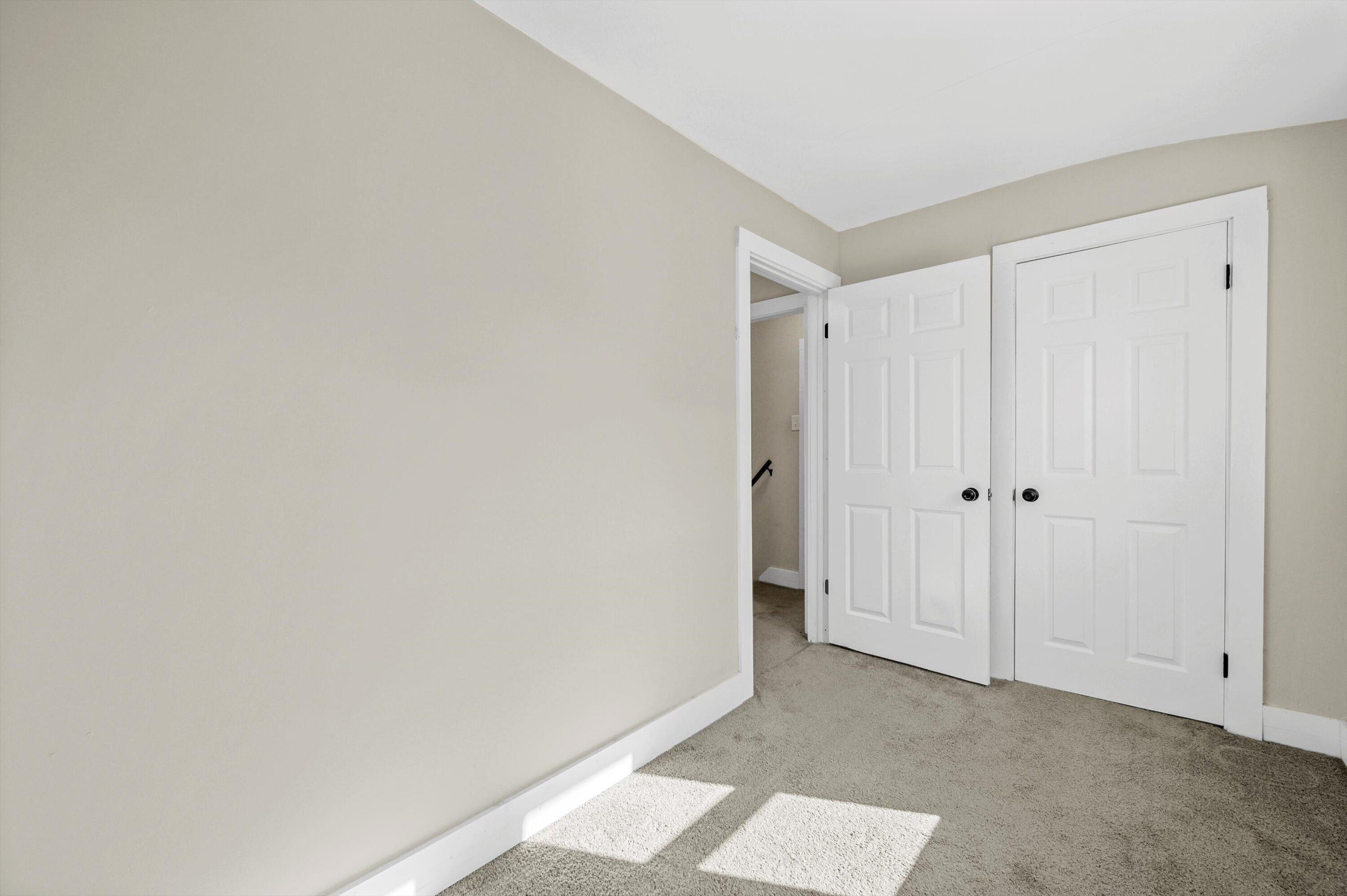 2572 S Howell Ave