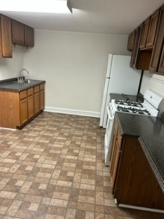 440 Elmwood Street Unit: G