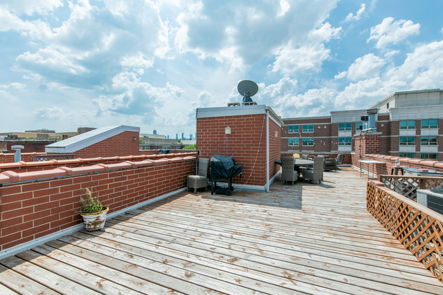 1136 W Fullerton Avenue Unit: G