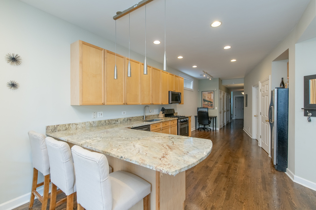 1136 W Fullerton Avenue Unit: G