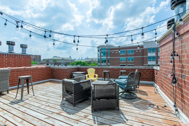 1136 W Fullerton Avenue Unit: G