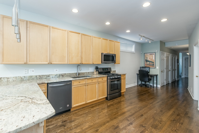1136 W Fullerton Avenue Unit: G