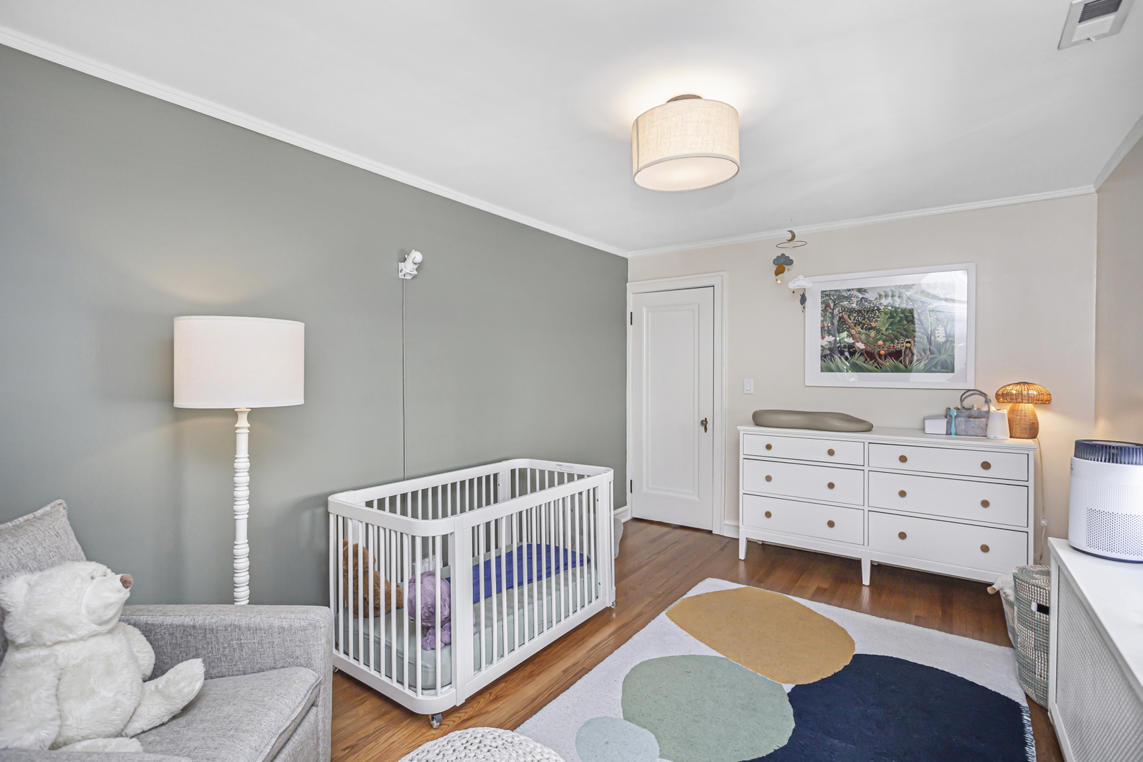 2047 Orrington Avenue