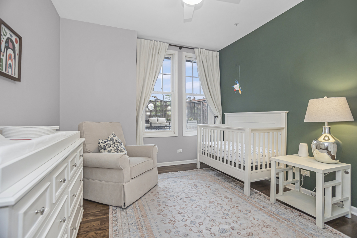 3845 N Ashland Avenue Unit: 2E