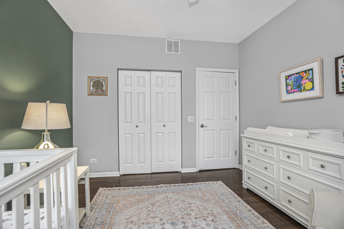 3845 N Ashland Avenue Unit: 2E