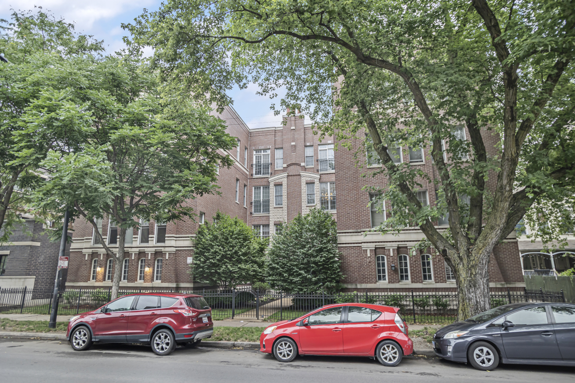 3845 N Ashland Avenue Unit: 2E