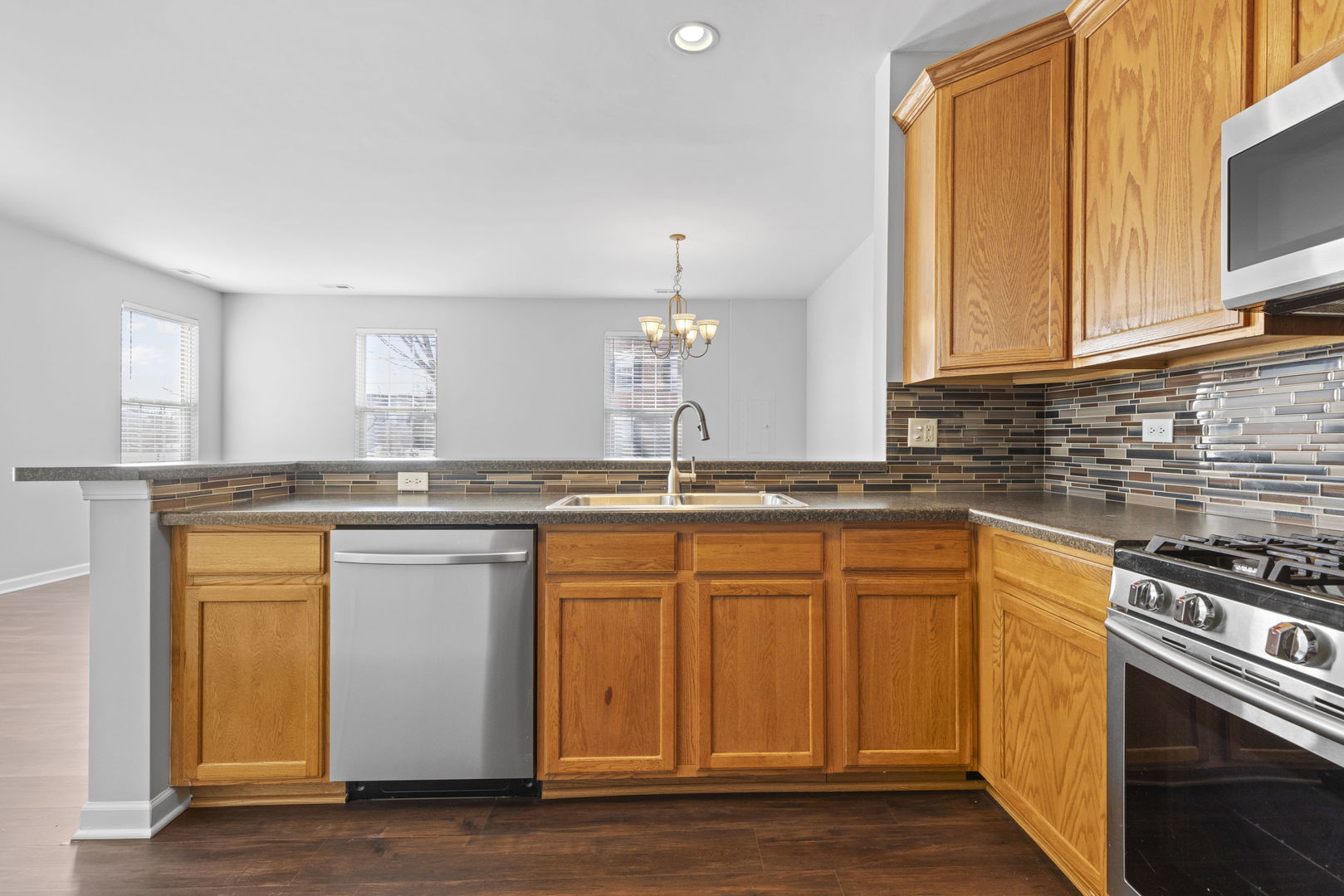 329 S Litchfield Drive