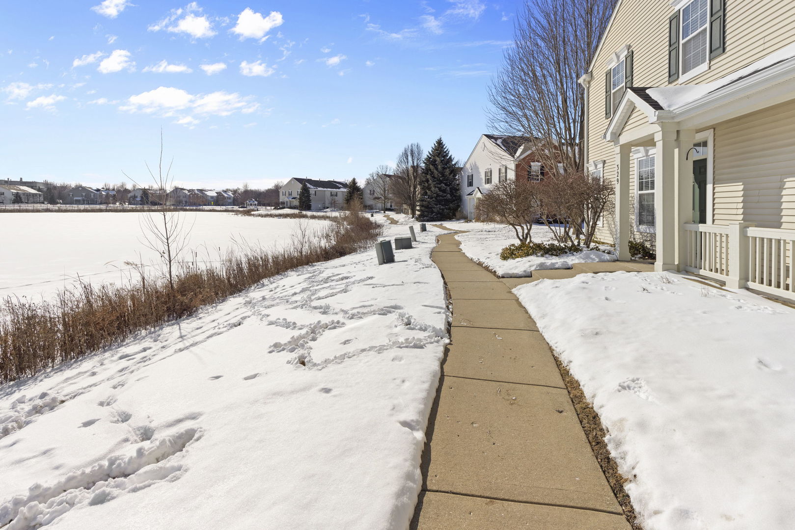 329 S Litchfield Drive