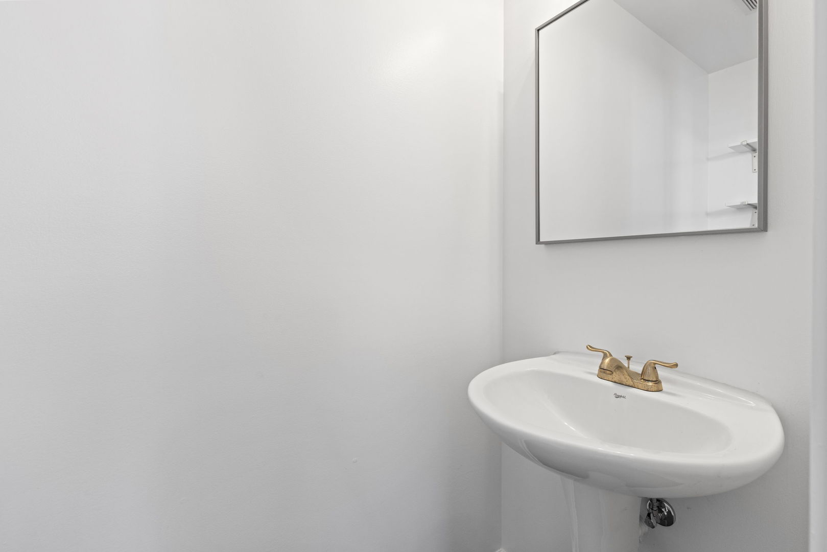 329 S Litchfield Drive