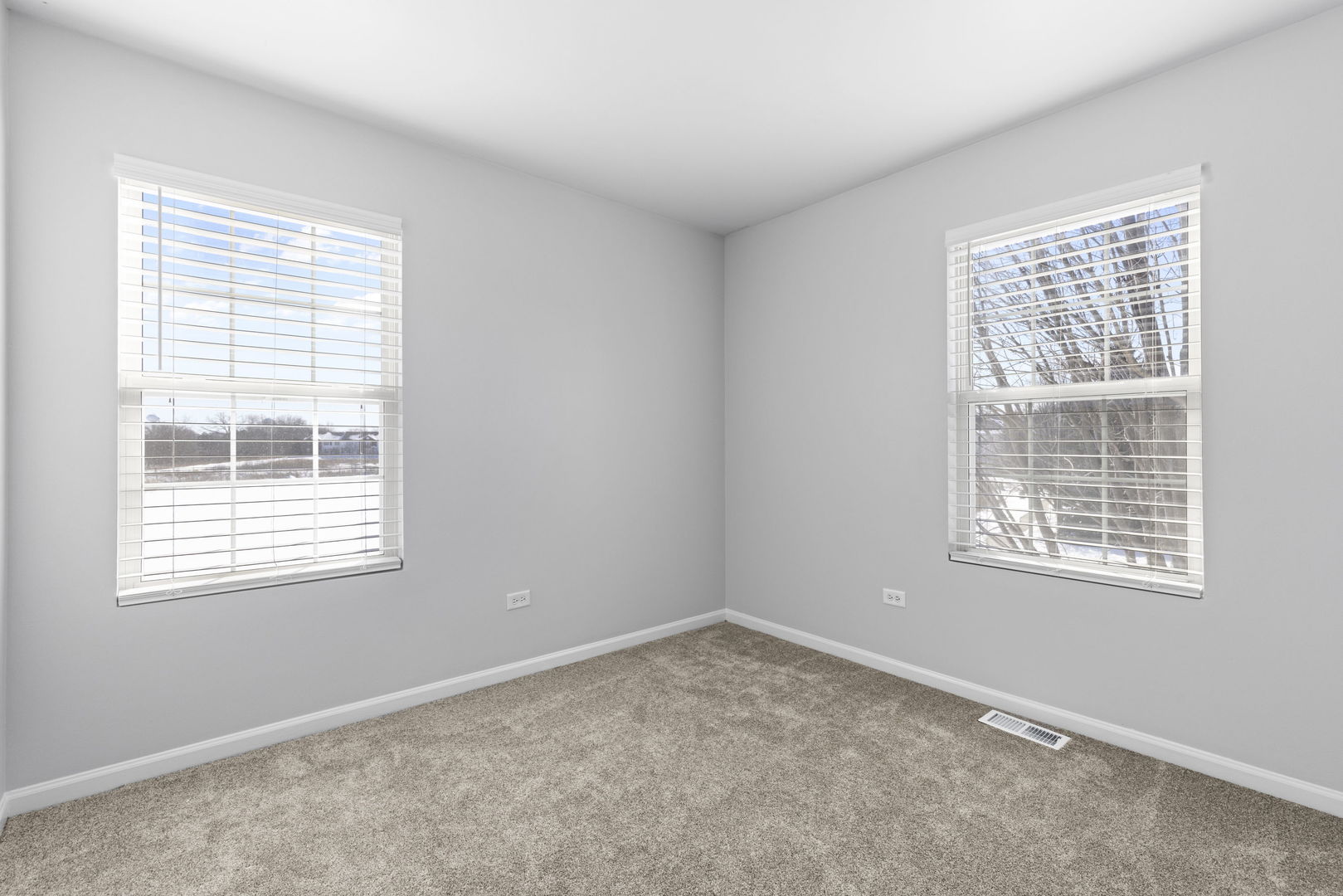 329 S Litchfield Drive